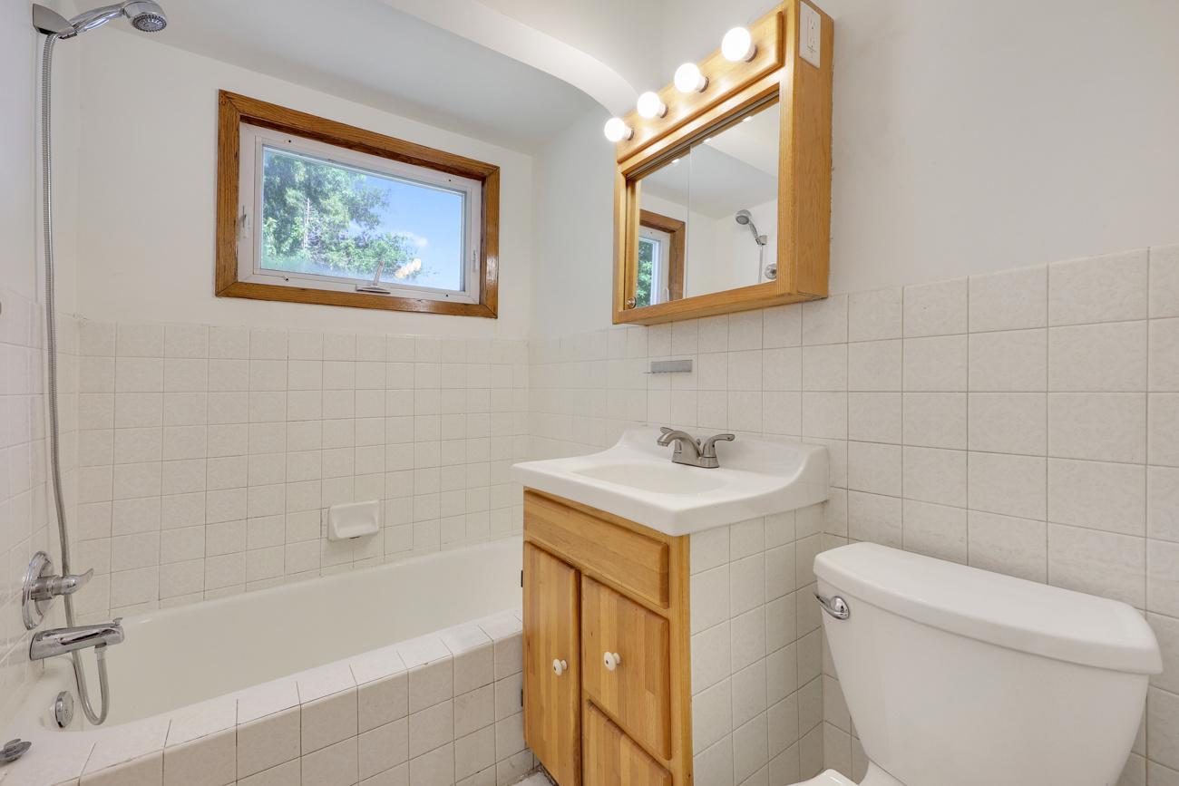 View of Residential at 1051 Burke Avenue, Roseville MN 55113, Roseville (14 of 32) - Mike Wilen | Minnesota Team Real Estate