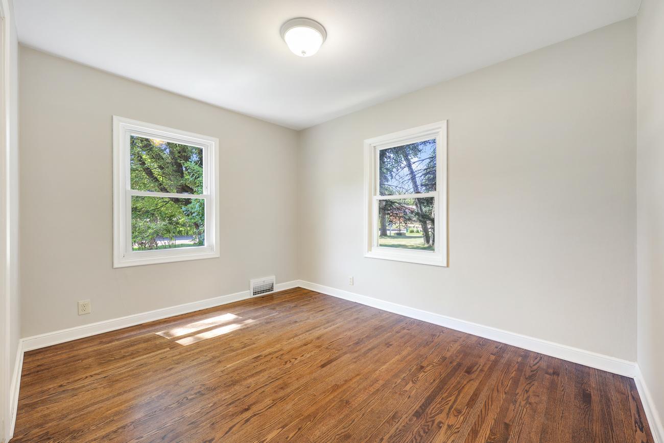 View of Residential at 1051 Burke Avenue, Roseville MN 55113, Roseville (12 of 32) - Mike Wilen | Minnesota Team Real Estate