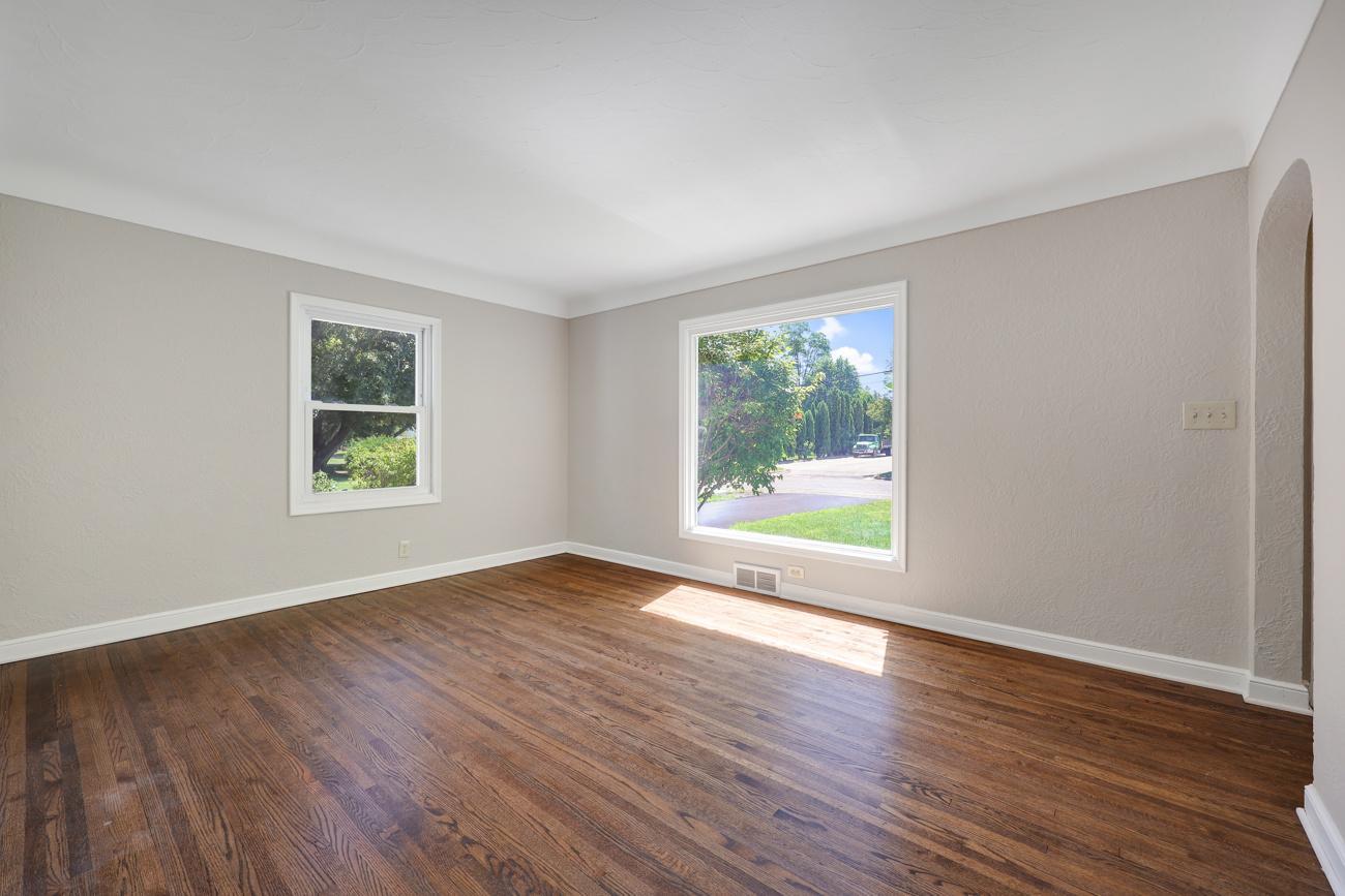 View of Residential at 1051 Burke Avenue, Roseville MN 55113, Roseville (5 of 32) - Mike Wilen | Minnesota Team Real Estate