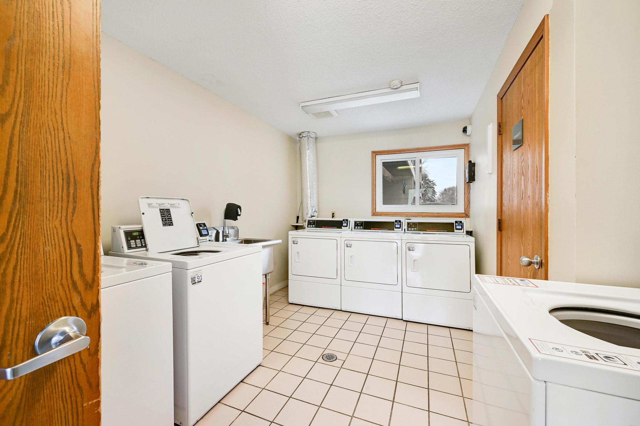 View of Residential at 4 Pine Tree Drive #110, Arden Hills MN 55112, Arden Hills (26 of 29) - Mike Wilen | Minnesota Team Real Estate