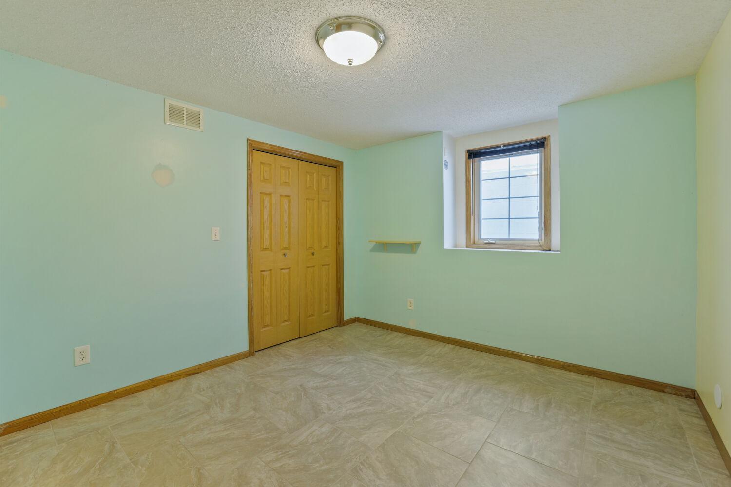 View of Residential at 2337 Manuela Drive, Chaska MN 55318, Chaska (39 of 50) - Mike Wilen | Minnesota Team Real Estate