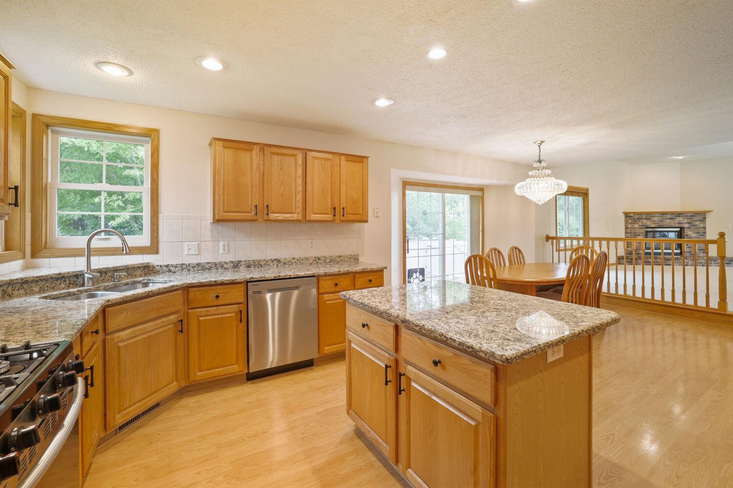 View of Residential at 2337 Manuela Drive, Chaska MN 55318, Chaska (16 of 50) - Mike Wilen | Minnesota Team Real Estate