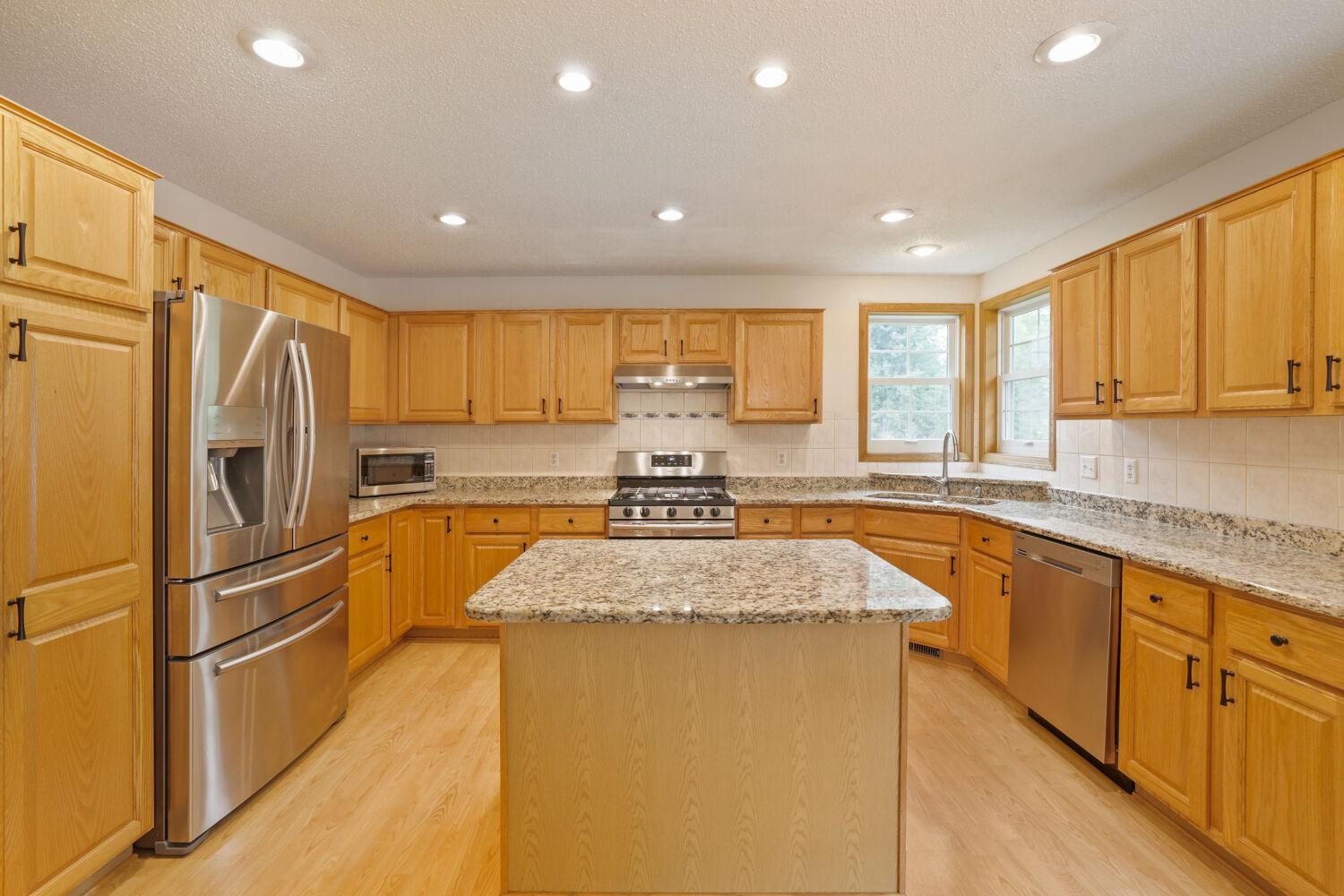 View of Residential at 2337 Manuela Drive, Chaska MN 55318, Chaska (13 of 50) - Mike Wilen | Minnesota Team Real Estate
