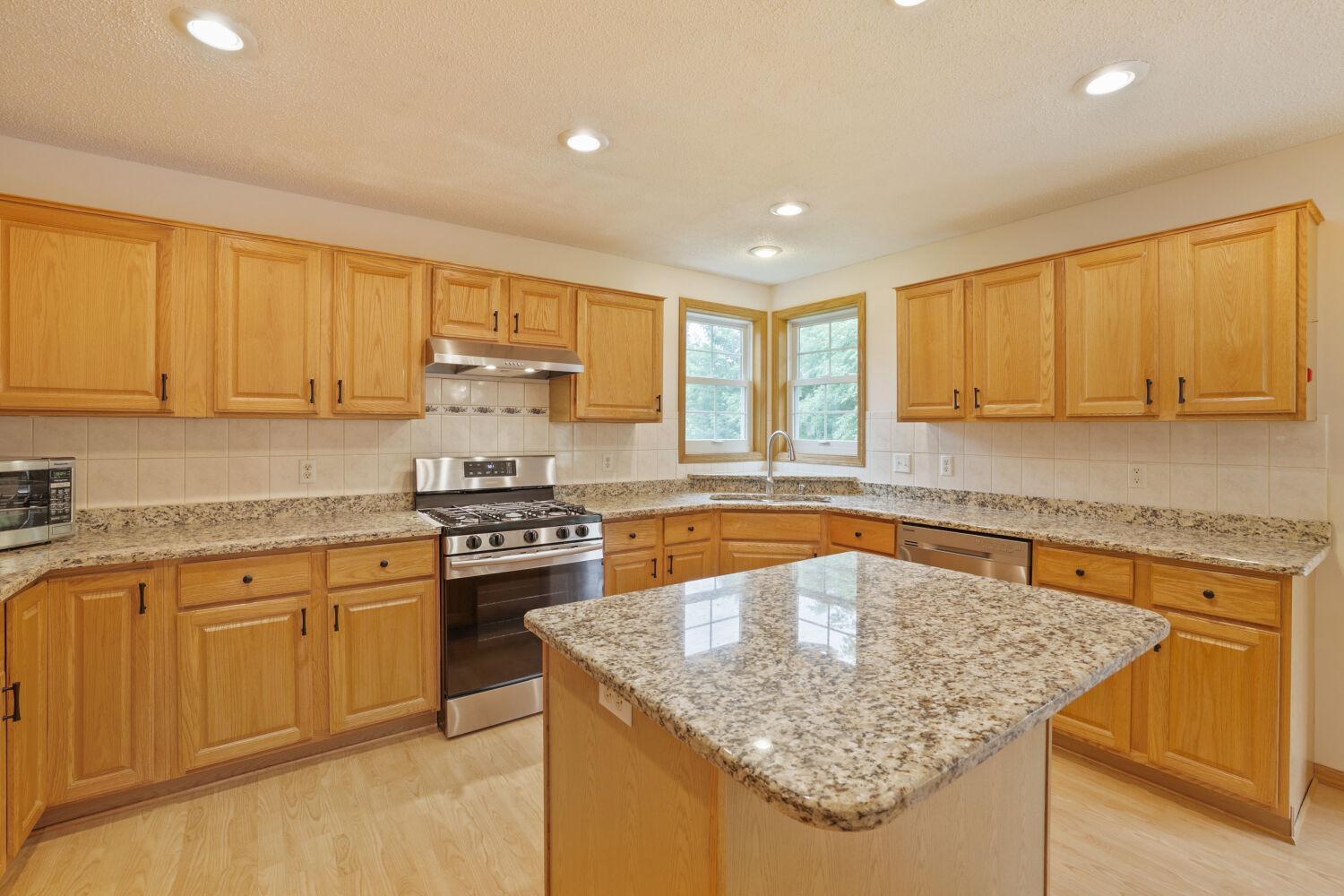 View of Residential at 2337 Manuela Drive, Chaska MN 55318, Chaska (12 of 50) - Mike Wilen | Minnesota Team Real Estate