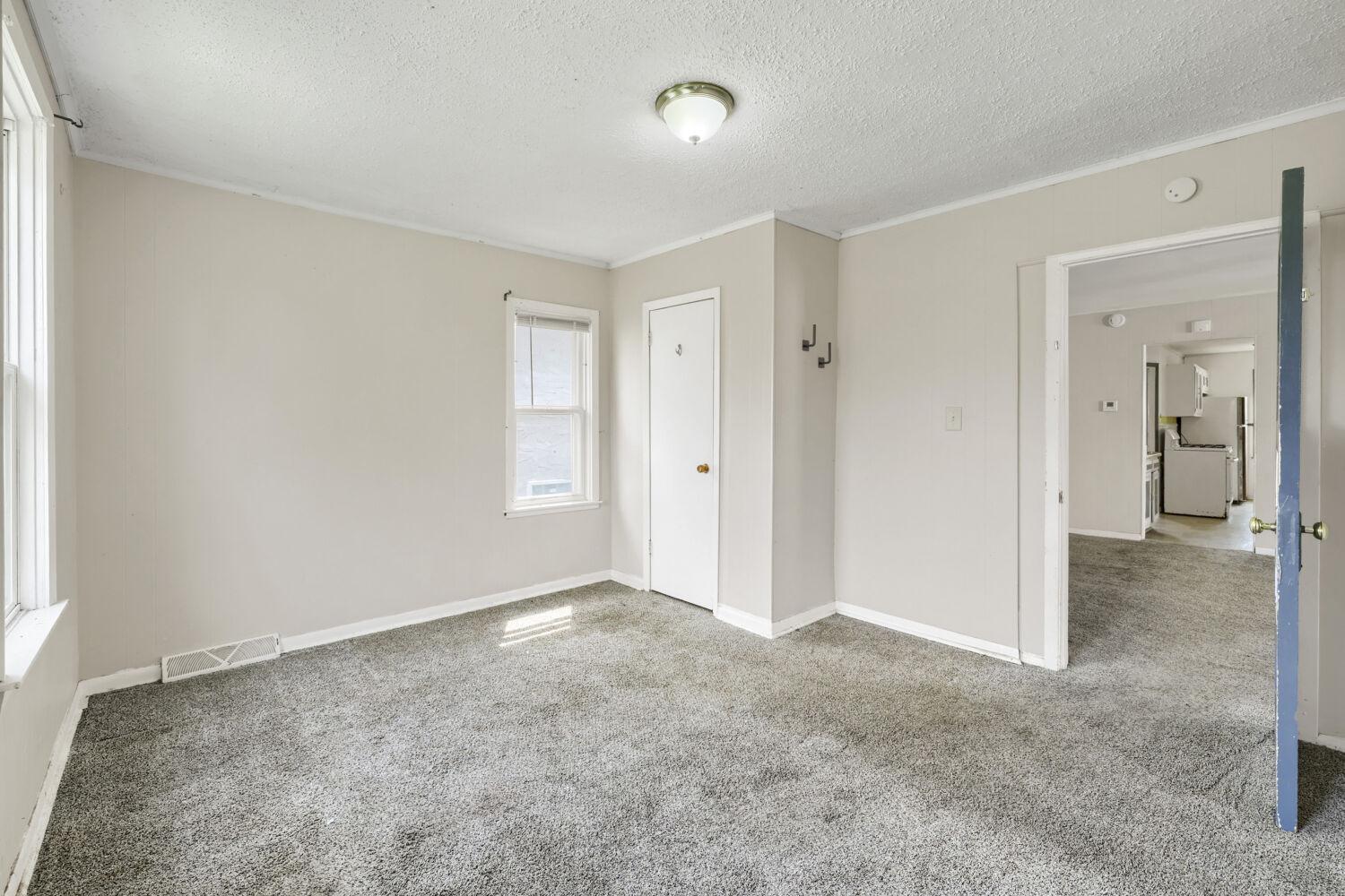 View of Residential at 1024 Geranium Avenue, Saint Paul MN 55106, Saint Paul (10 of 31) - Mike Wilen | Minnesota Team Real Estate