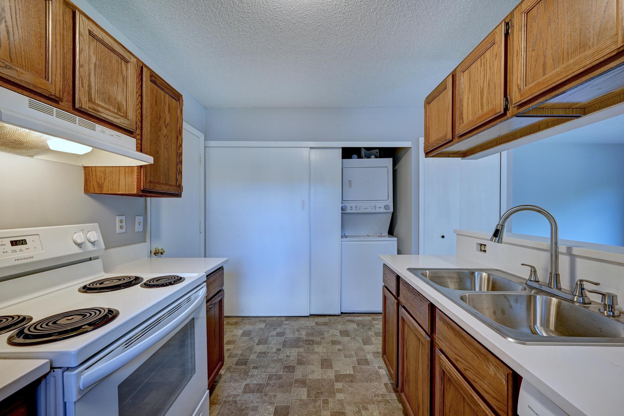 View of Residential at 2602 Brookdale Lane, Brooklyn Park MN 55444, Brooklyn Park (14 of 19) - Mike Wilen | Minnesota Team Real Estate