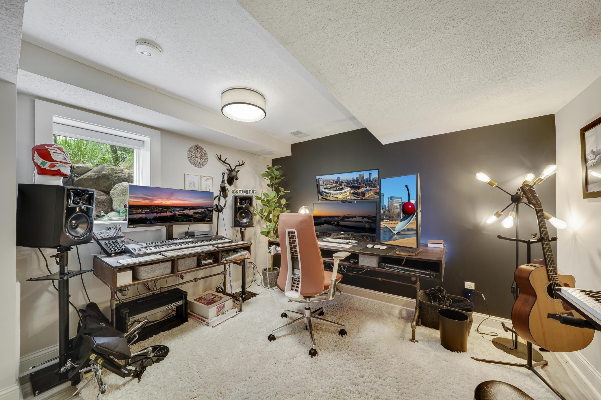 View of Residential at 6912 Paiute Drive, Edina MN 55439, Edina (32 of 49) - Mike Wilen | Minnesota Team Real Estate