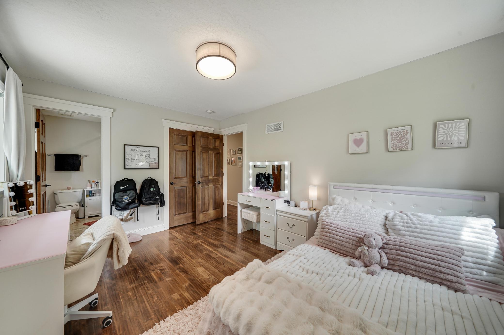 View of Residential at 6912 Paiute Drive, Edina MN 55439, Edina (22 of 49) - Mike Wilen | Minnesota Team Real Estate