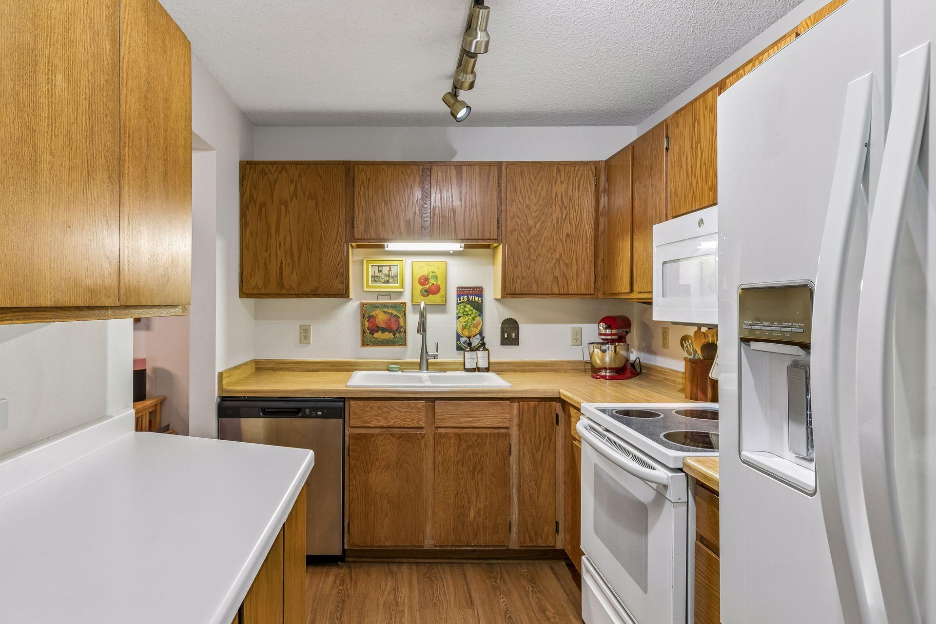 View of Residential at 3850 Plymouth Boulevard #205, Plymouth MN 55446, Plymouth (12 of 35) - Mike Wilen | Minnesota Team Real Estate