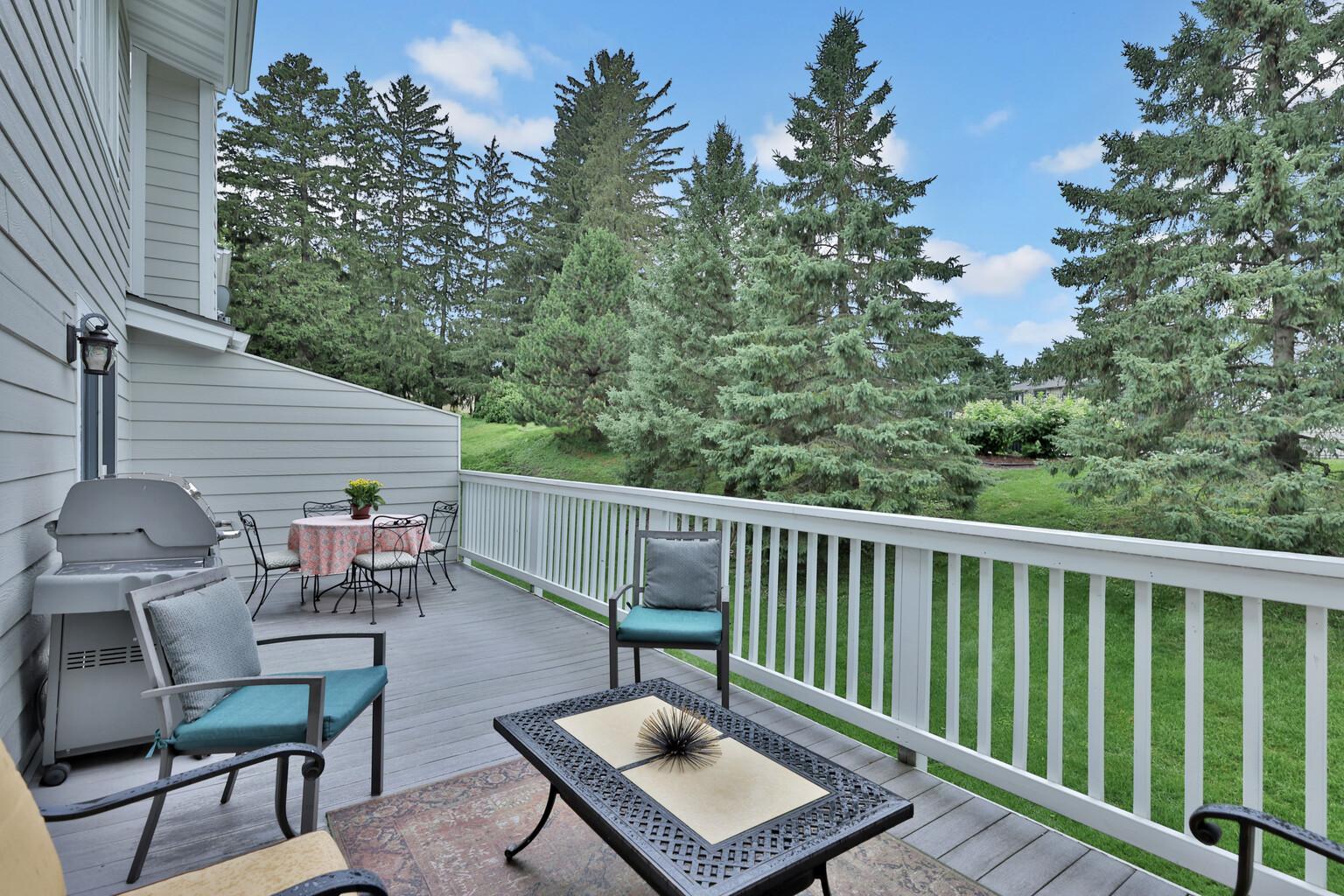 View of Residential at 8264 Kingslee Road, Bloomington MN 55438, Bloomington (16 of 39) - Mike Wilen | Minnesota Team Real Estate
