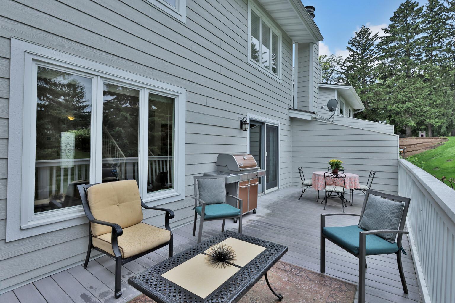 View of Residential at 8264 Kingslee Road, Bloomington MN 55438, Bloomington (17 of 39) - Mike Wilen | Minnesota Team Real Estate