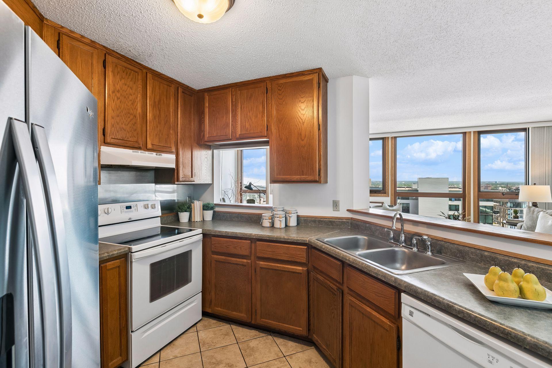 View of Residential at 433 7th Street #2020, Minneapolis MN 55415, Minneapolis (19 of 54) - Mike Wilen | Minnesota Team Real Estate