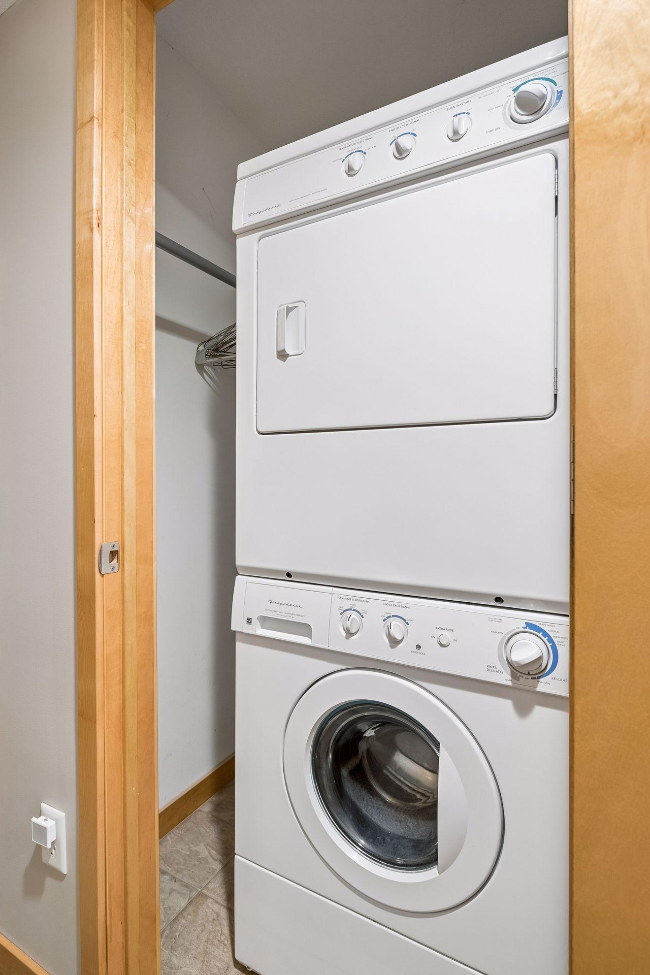 View of Residential at 1926 Pleasant Avenue #101, Minneapolis MN 55403, Minneapolis (29 of 35) - Mike Wilen | Minnesota Team Real Estate