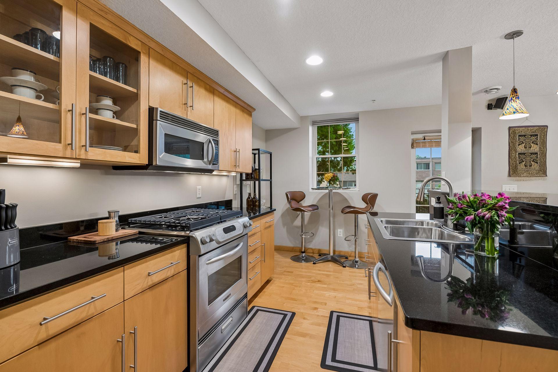 View of Residential at 1926 Pleasant Avenue #101, Minneapolis MN 55403, Minneapolis (22 of 35) - Mike Wilen | Minnesota Team Real Estate