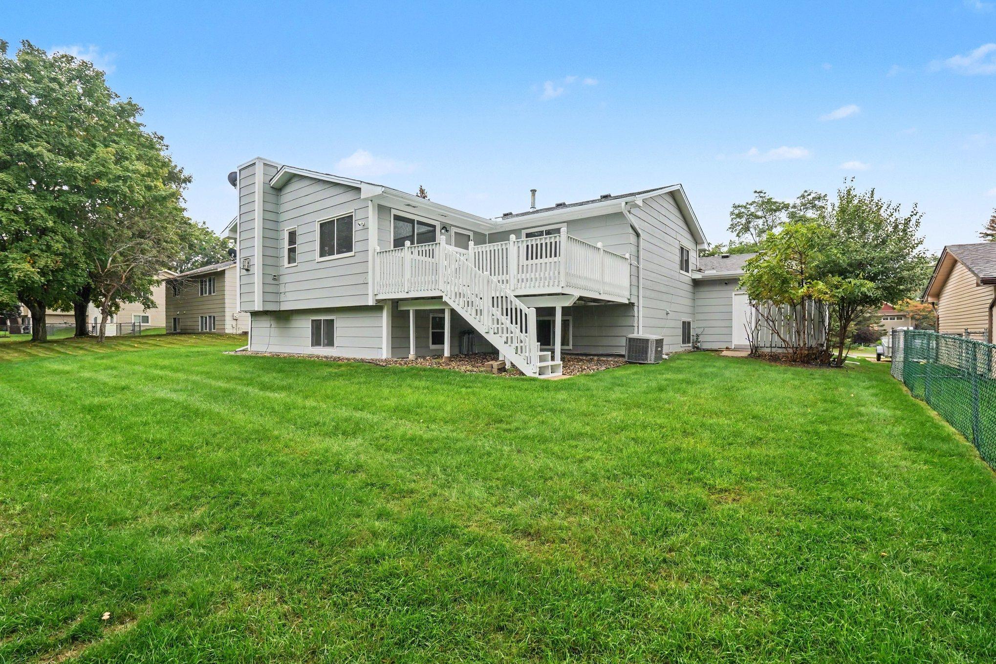 View of Residential at 5710 Turtle Lake Road, Shoreview MN 55126, Shoreview (22 of 26) - Mike Wilen | Minnesota Team Real Estate