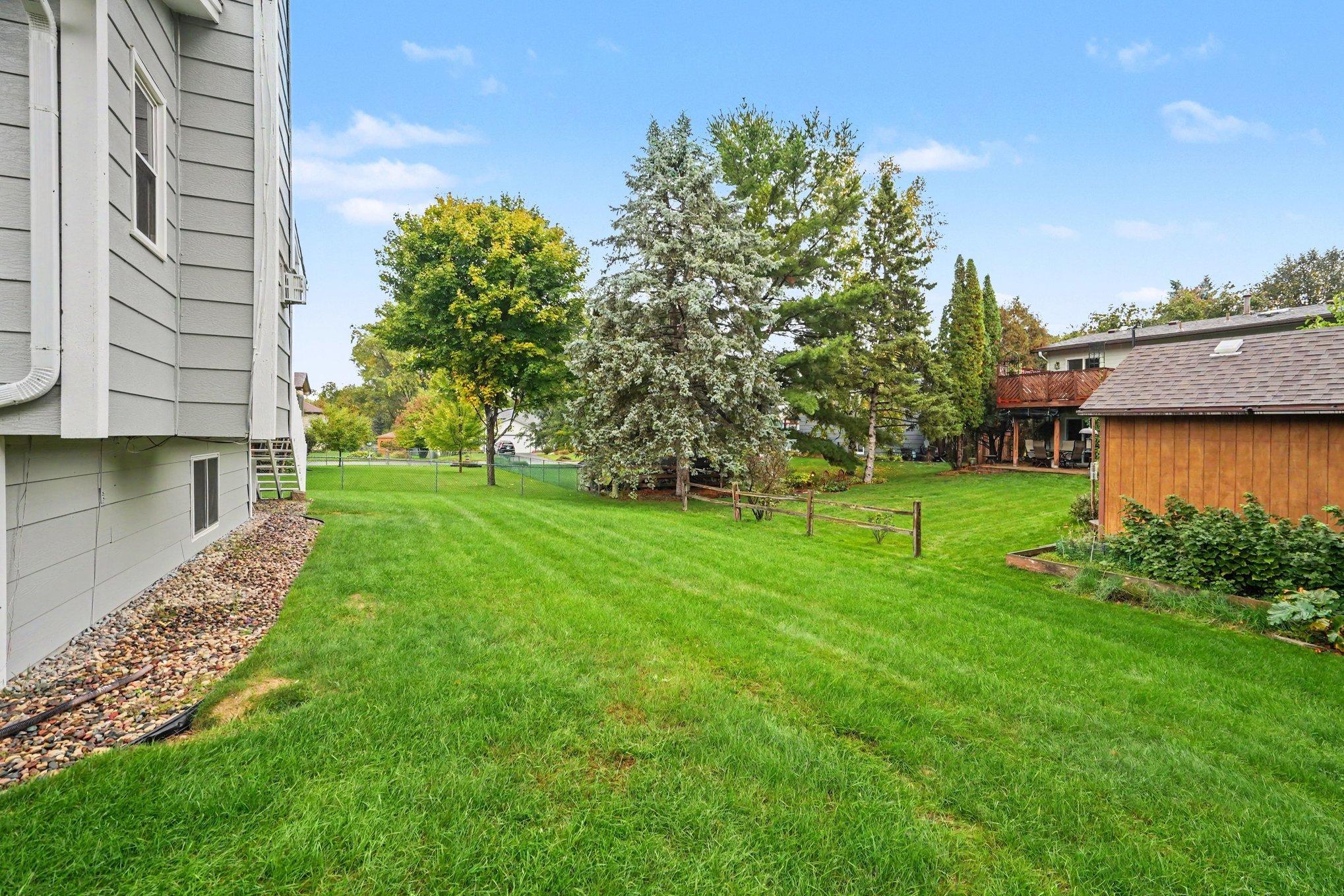 View of Residential at 5710 Turtle Lake Road, Shoreview MN 55126, Shoreview (23 of 26) - Mike Wilen | Minnesota Team Real Estate