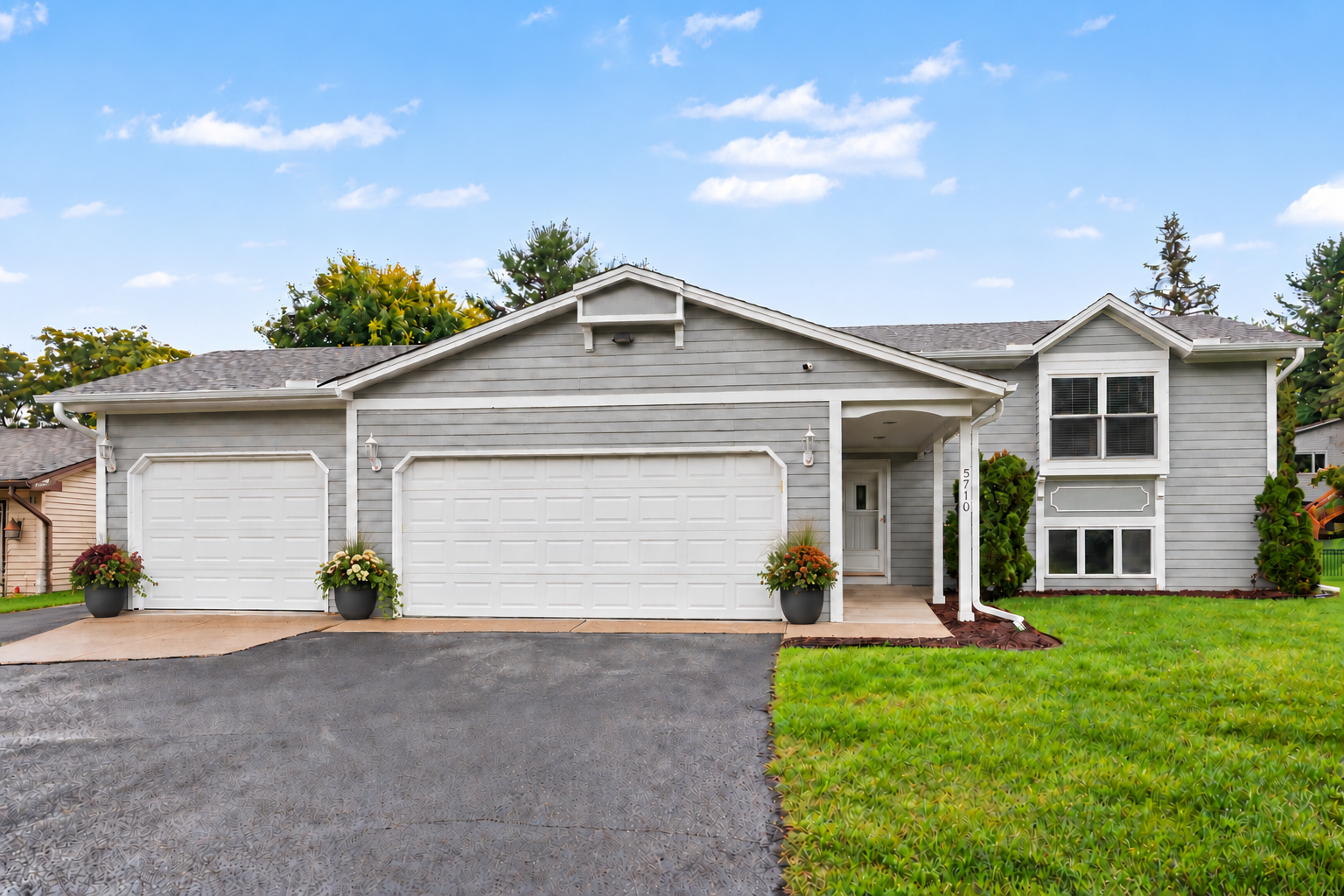View of Residential at 5710 Turtle Lake Road, Shoreview MN 55126, Shoreview (24 of 26) - Mike Wilen | Minnesota Team Real Estate