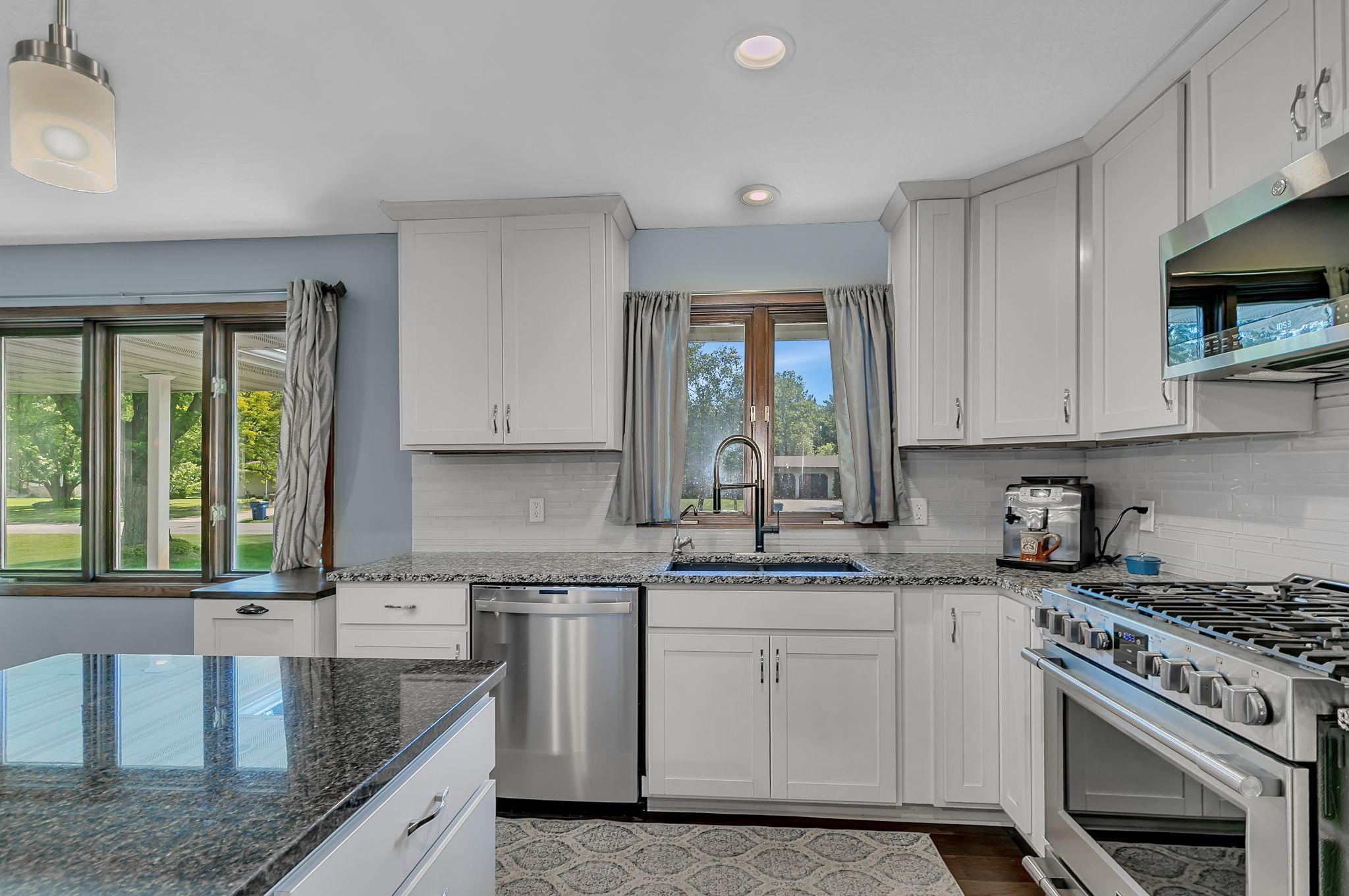 View of Residential at 1021 Bromo Avenue, Saint Cloud MN 56303, Saint Cloud (9 of 32) - Mike Wilen | Minnesota Team Real Estate