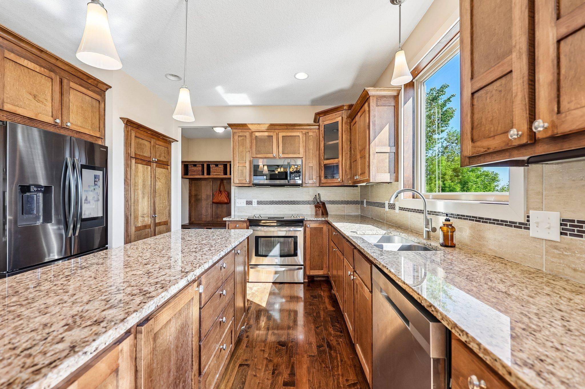 View of Residential at 643 Parkside Court, Eagan MN 55123, Eagan (14 of 64) - Mike Wilen | Minnesota Team Real Estate