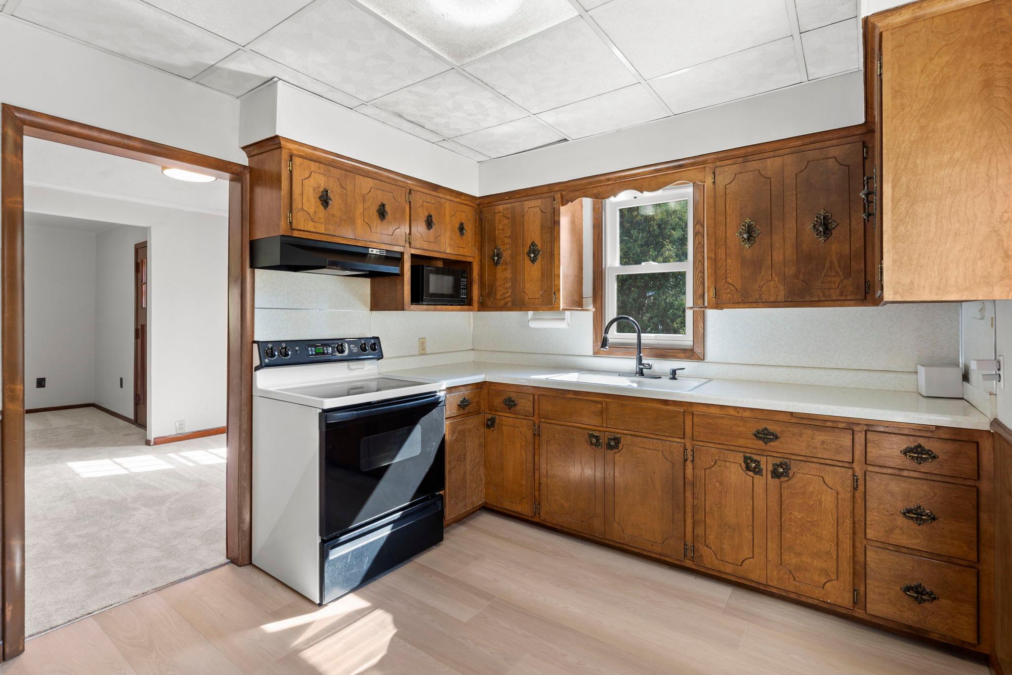 View of Residential at 1648 Hammond Road, White Bear Lake MN 55110, White Bear Lake (5 of 28) - Mike Wilen | Minnesota Team Real Estate