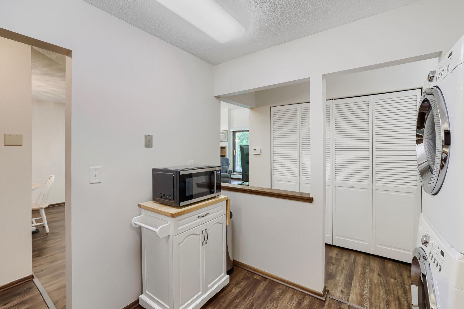 View of Residential at 12600 Parkwood Drive #313, Burnsville MN 55337, Burnsville (12 of 25) - Mike Wilen | Minnesota Team Real Estate