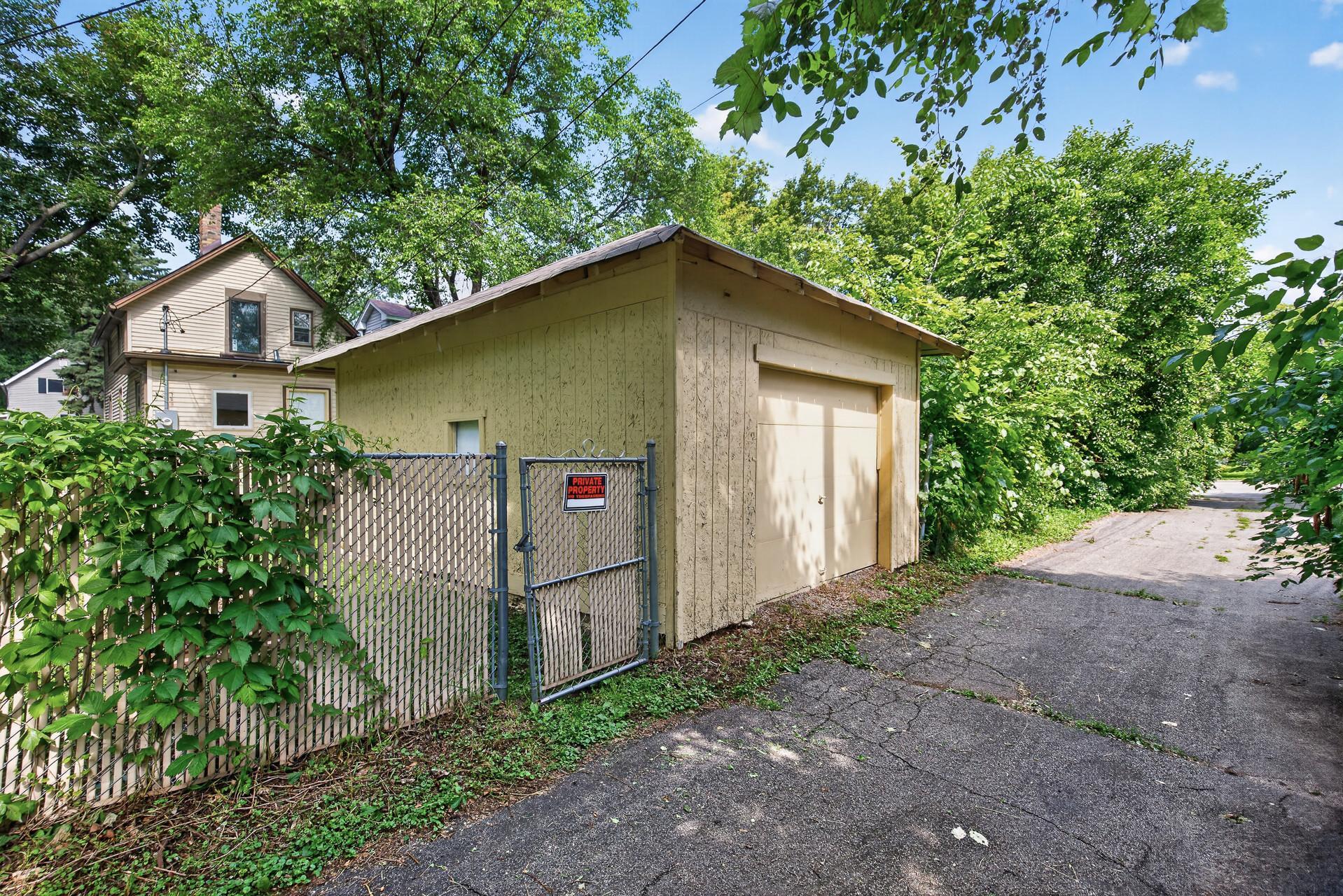 View of Residential at 1094 Kent Street, Saint Paul MN 55117, Saint Paul (26 of 30) - Mike Wilen | Minnesota Team Real Estate