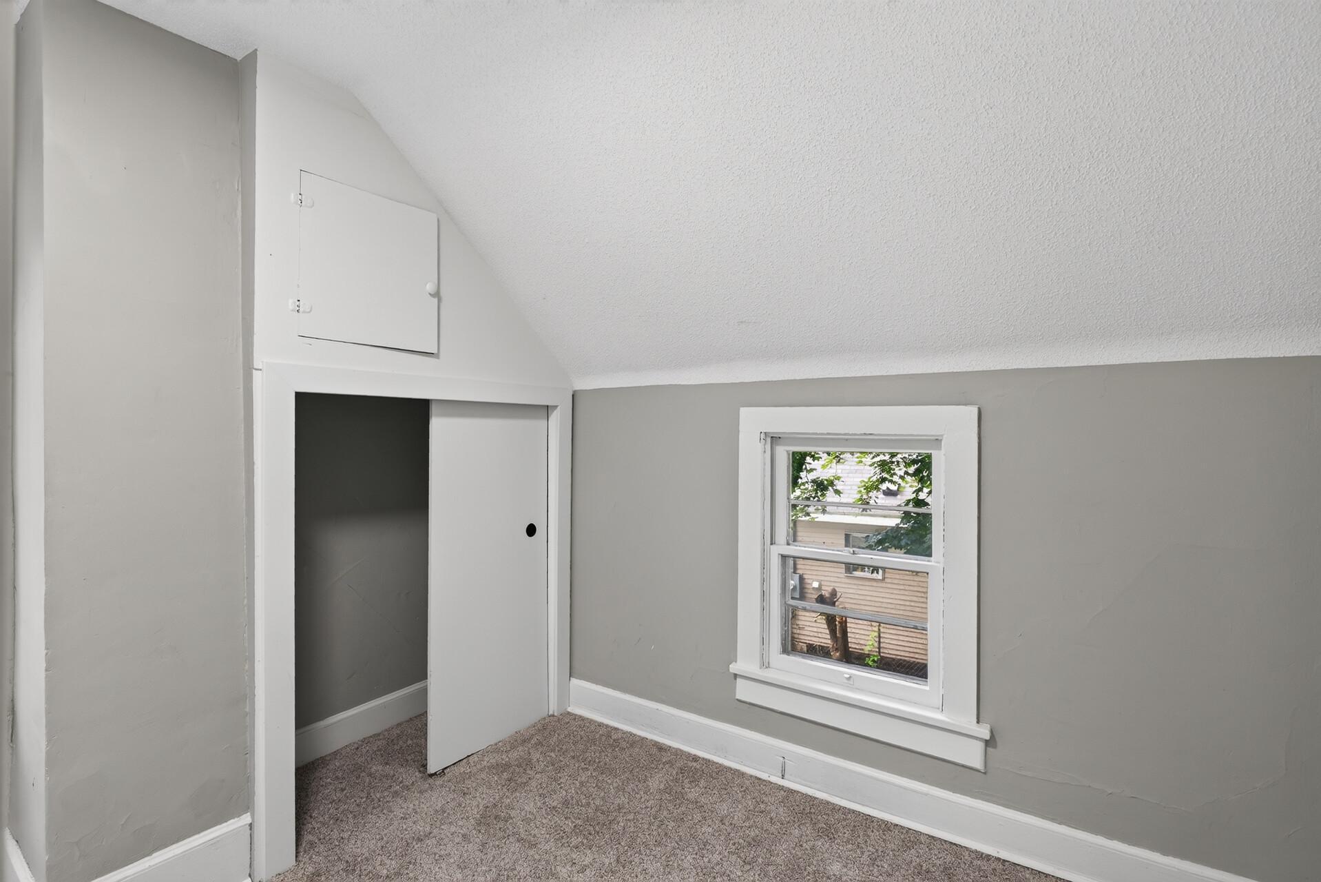 View of Residential at 1094 Kent Street, Saint Paul MN 55117, Saint Paul (18 of 30) - Mike Wilen | Minnesota Team Real Estate