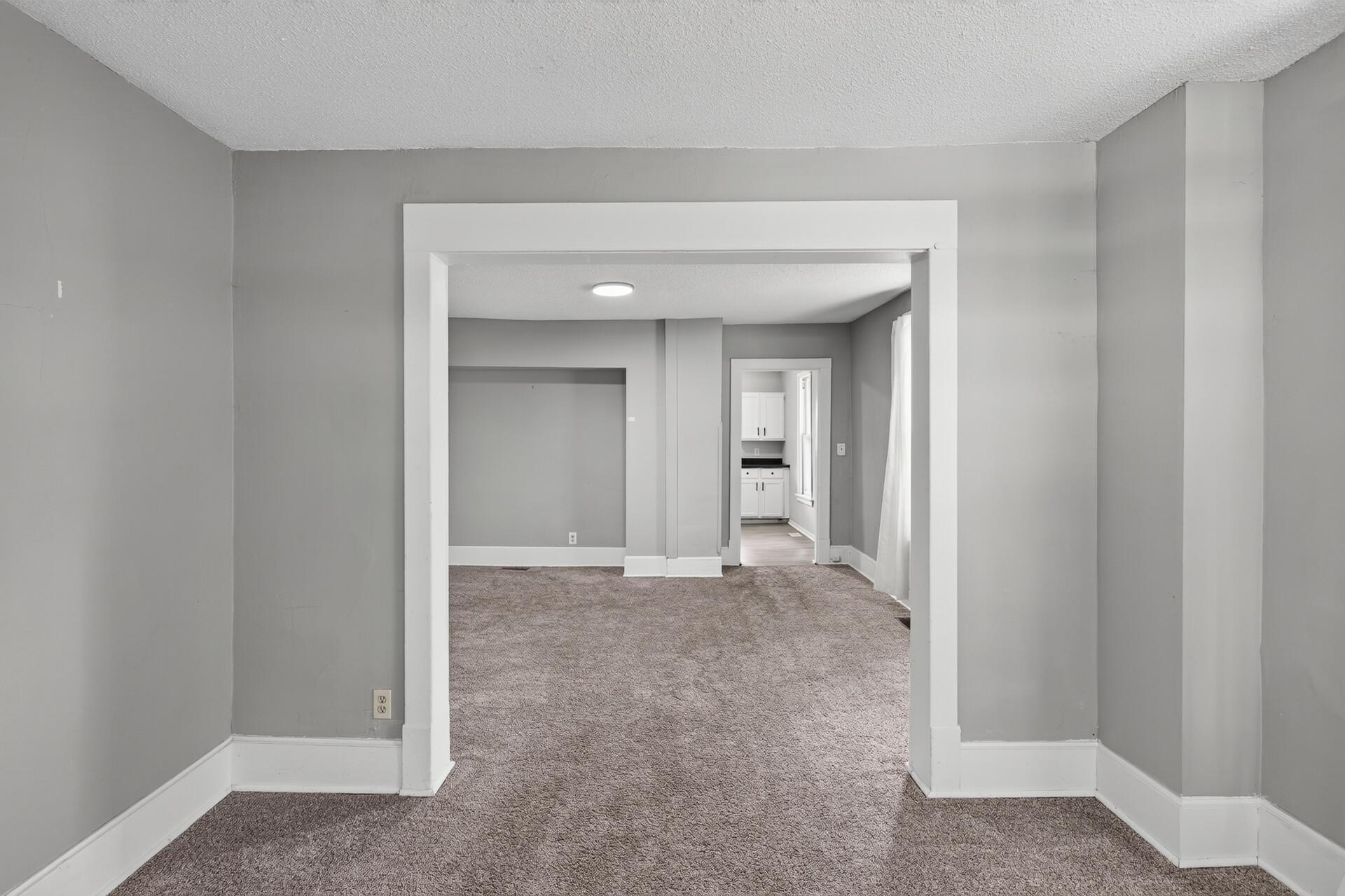View of Residential at 1094 Kent Street, Saint Paul MN 55117, Saint Paul (7 of 30) - Mike Wilen | Minnesota Team Real Estate