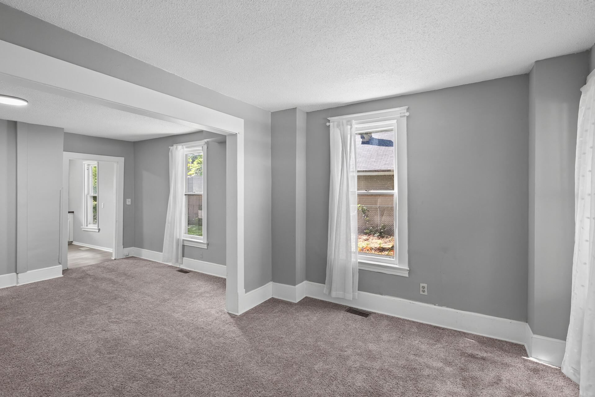 View of Residential at 1094 Kent Street, Saint Paul MN 55117, Saint Paul (6 of 30) - Mike Wilen | Minnesota Team Real Estate