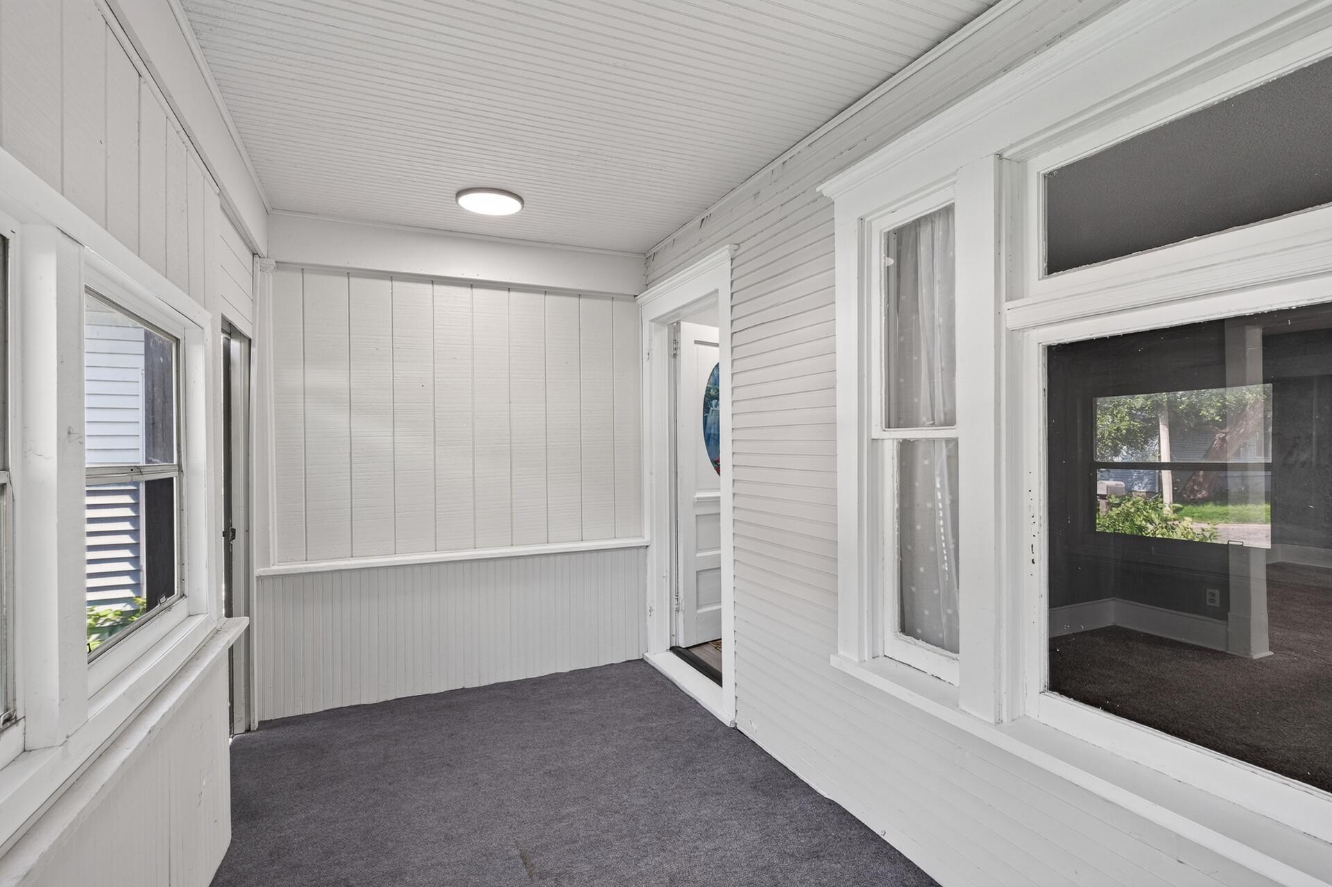 View of Residential at 1094 Kent Street, Saint Paul MN 55117, Saint Paul (3 of 30) - Mike Wilen | Minnesota Team Real Estate