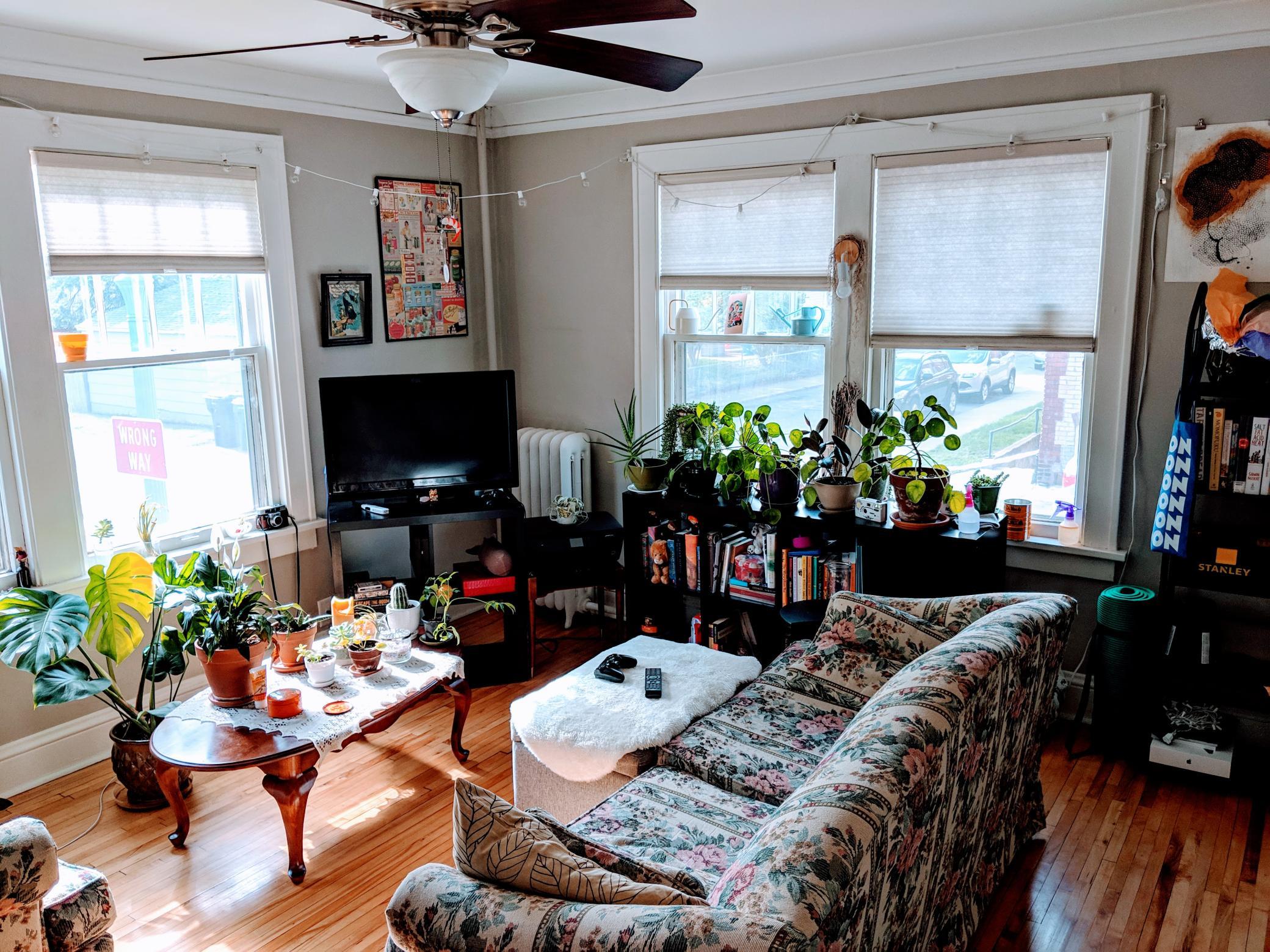 View of Commercial Sale at 1702 Laurel Avenue, Saint Paul MN 55104, Saint Paul (11 of 14) - Mike Wilen | Minnesota Team Real Estate