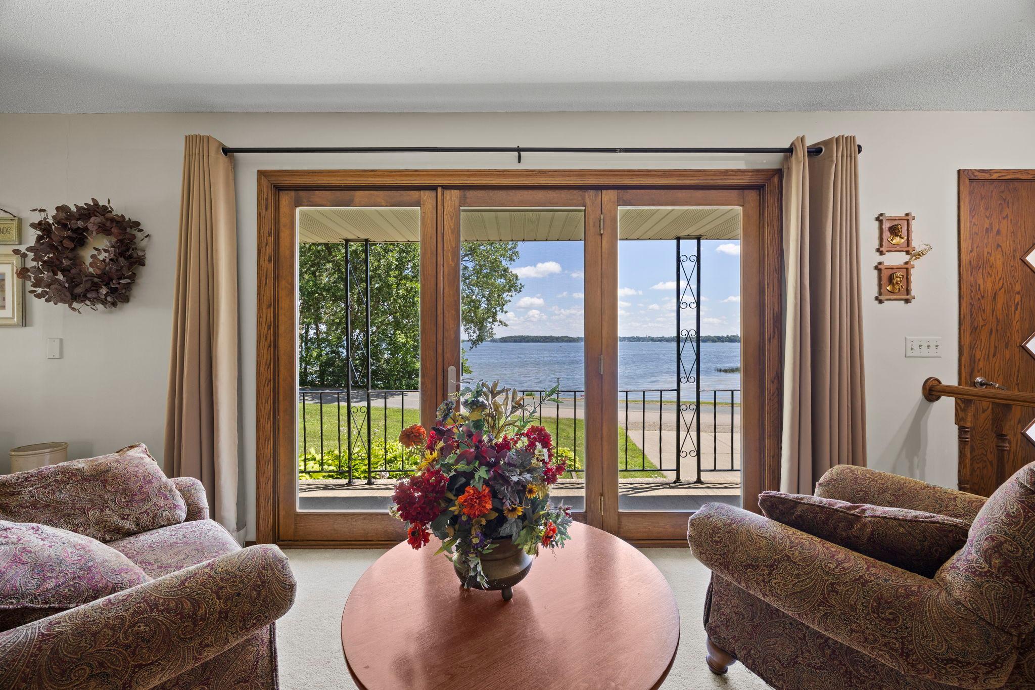 View of Residential at 11040 N Shore Road, Waconia MN 55387, Waconia (18 of 52) - Mike Wilen | Minnesota Team Real Estate
