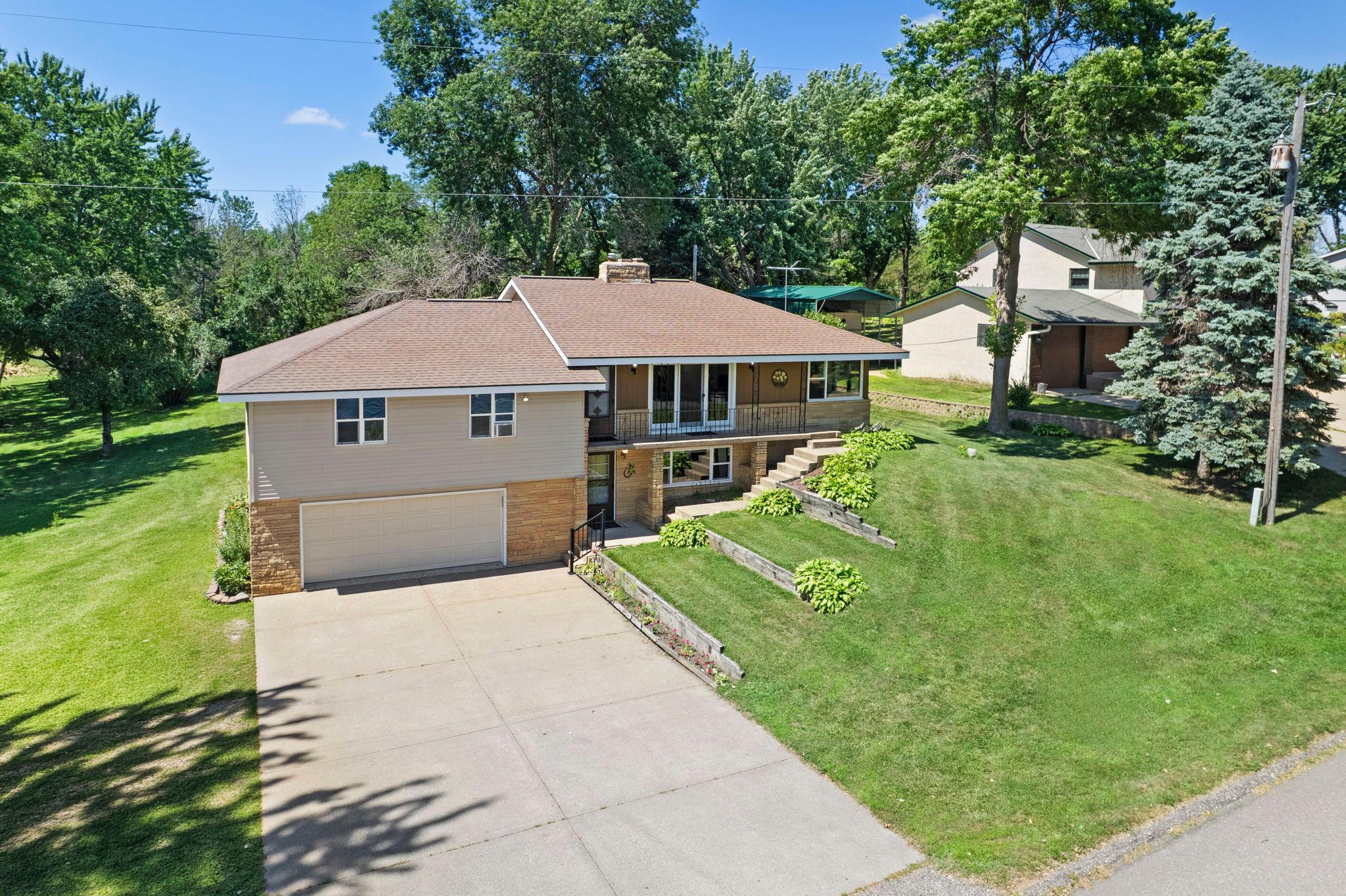View of Residential at 11040 N Shore Road, Waconia MN 55387, Waconia (13 of 52) - Mike Wilen | Minnesota Team Real Estate