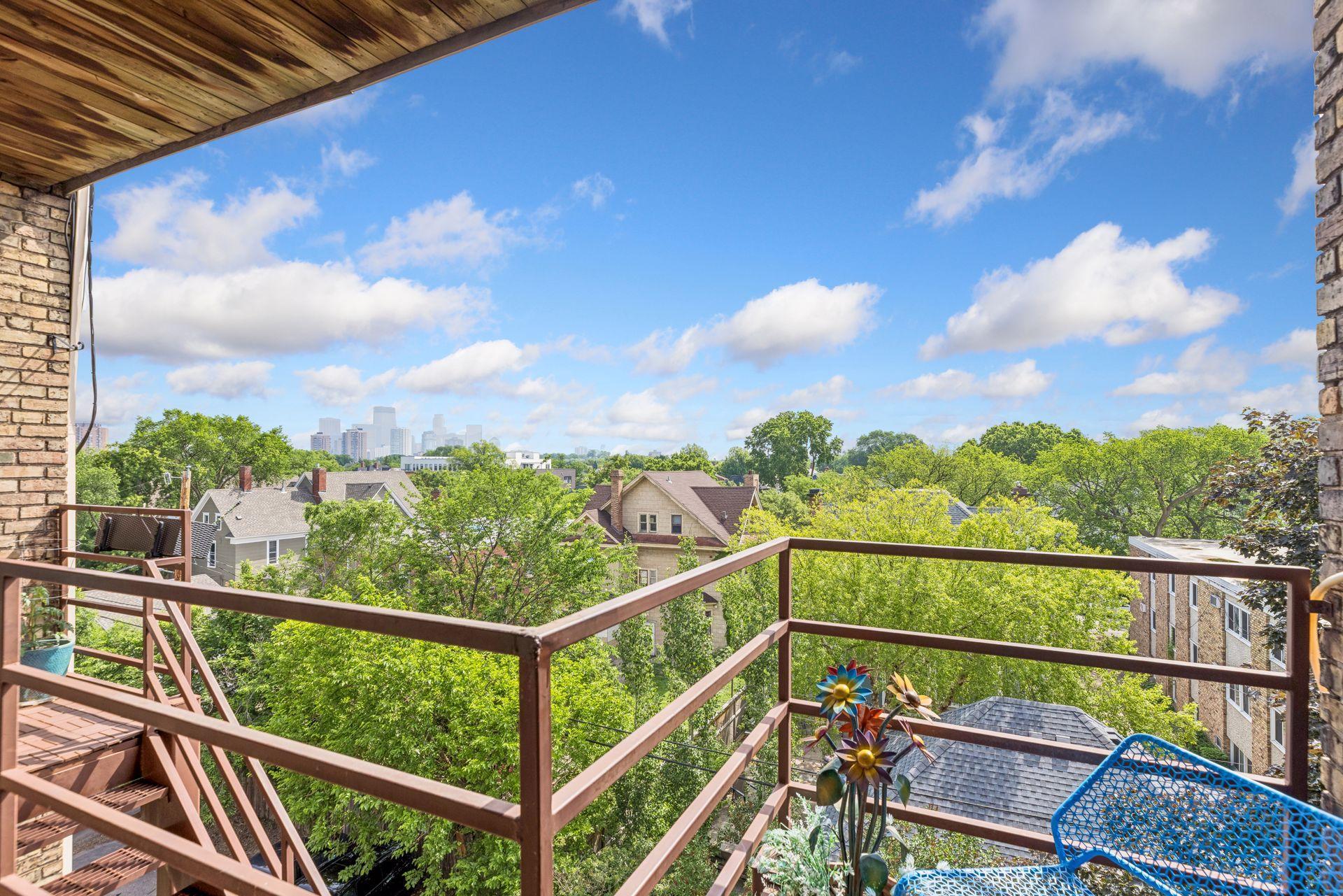 View of Residential at 2417 Emerson Avenue #109, Minneapolis MN 55405, Minneapolis (27 of 35) - Mike Wilen | Minnesota Team Real Estate