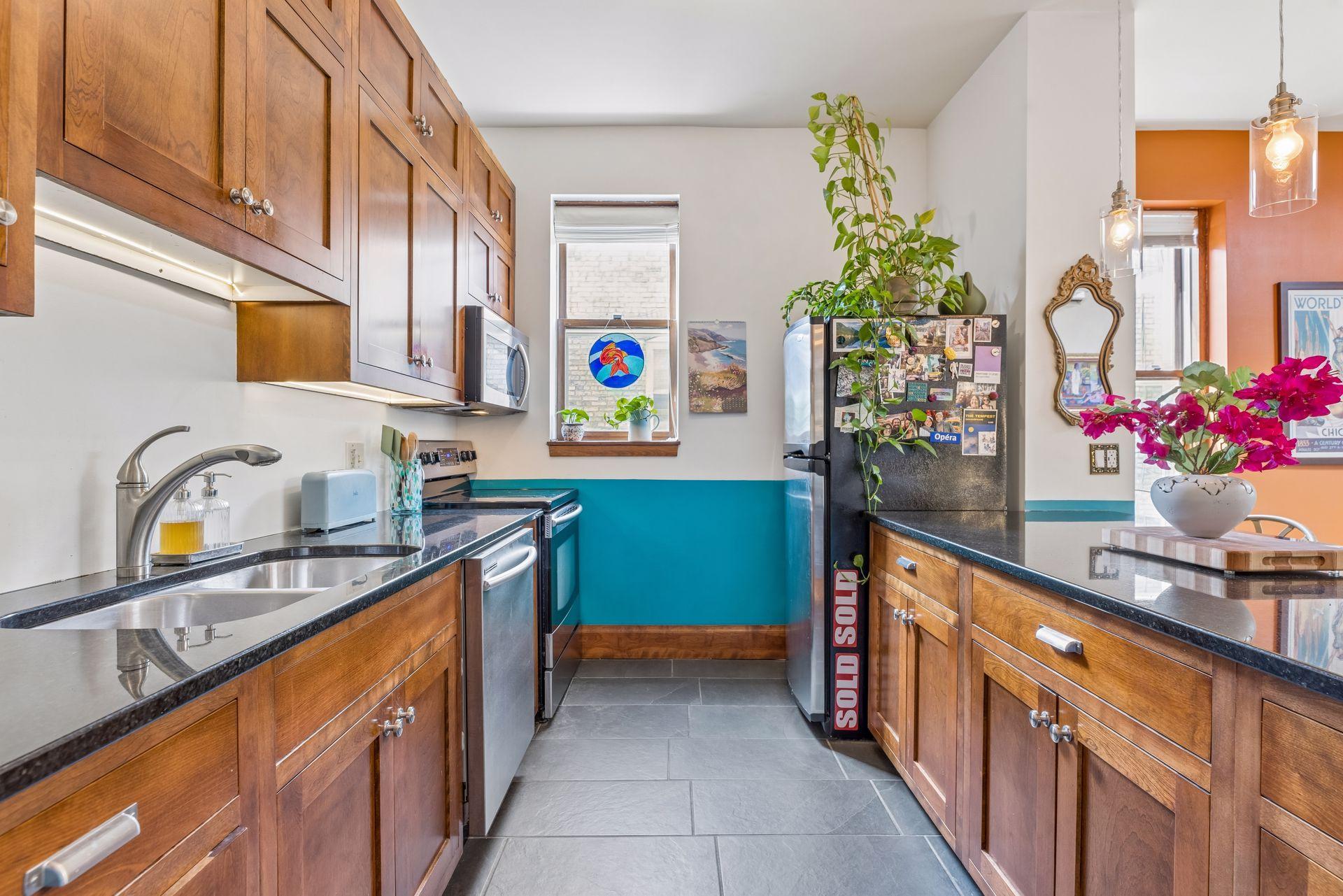 View of Residential at 2417 Emerson Avenue #109, Minneapolis MN 55405, Minneapolis (12 of 35) - Mike Wilen | Minnesota Team Real Estate