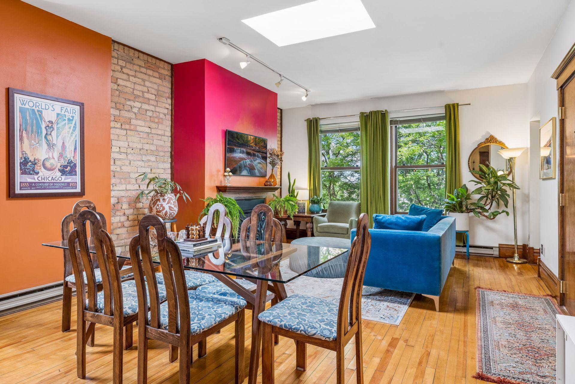 View of Residential at 2417 Emerson Avenue #109, Minneapolis MN 55405, Minneapolis (11 of 35) - Mike Wilen | Minnesota Team Real Estate