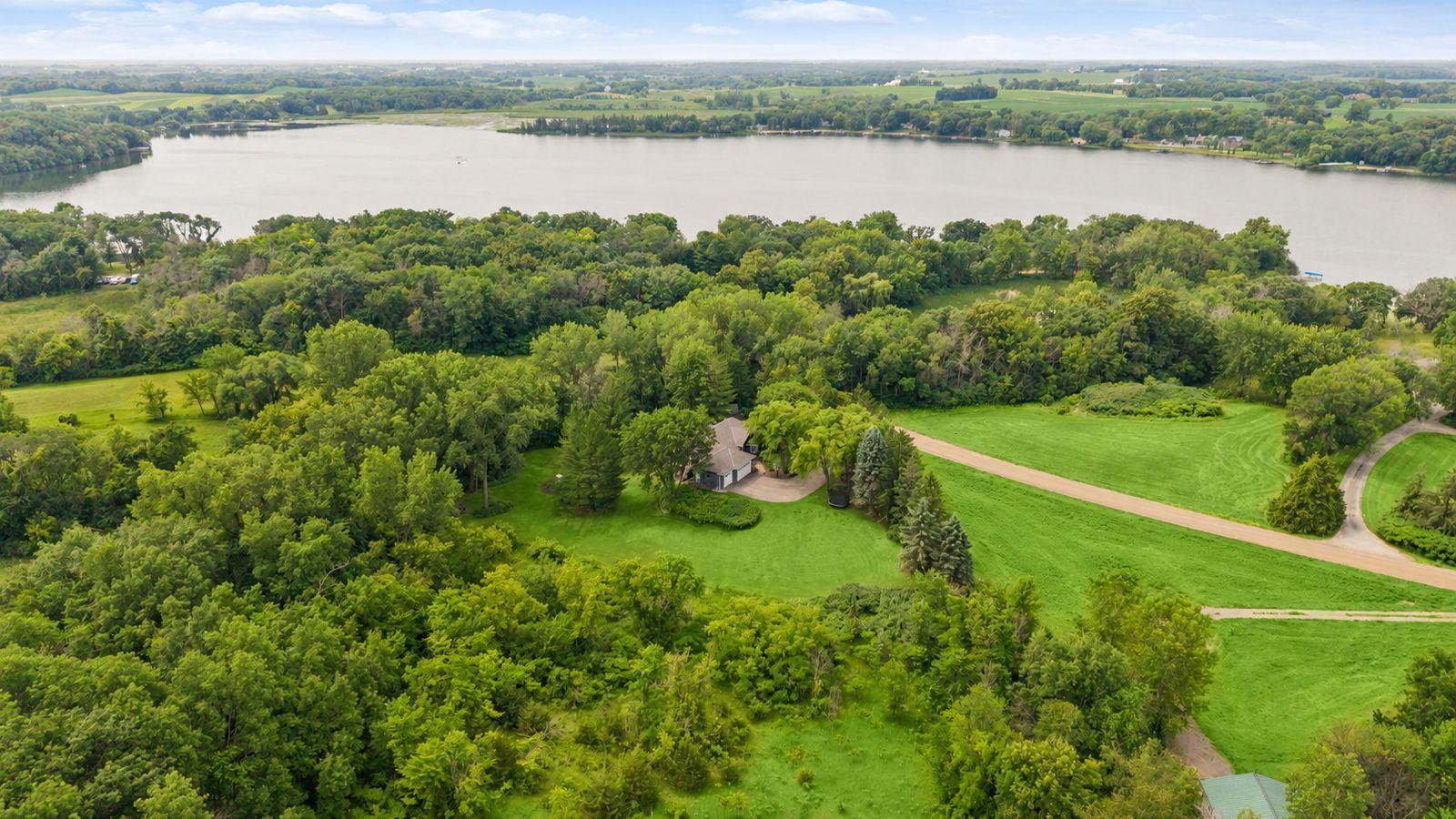 View of Residential at 9125 Abbywood Road, Chaska MN 55318, Chaska (2 of 34) - Mike Wilen | Minnesota Team Real Estate