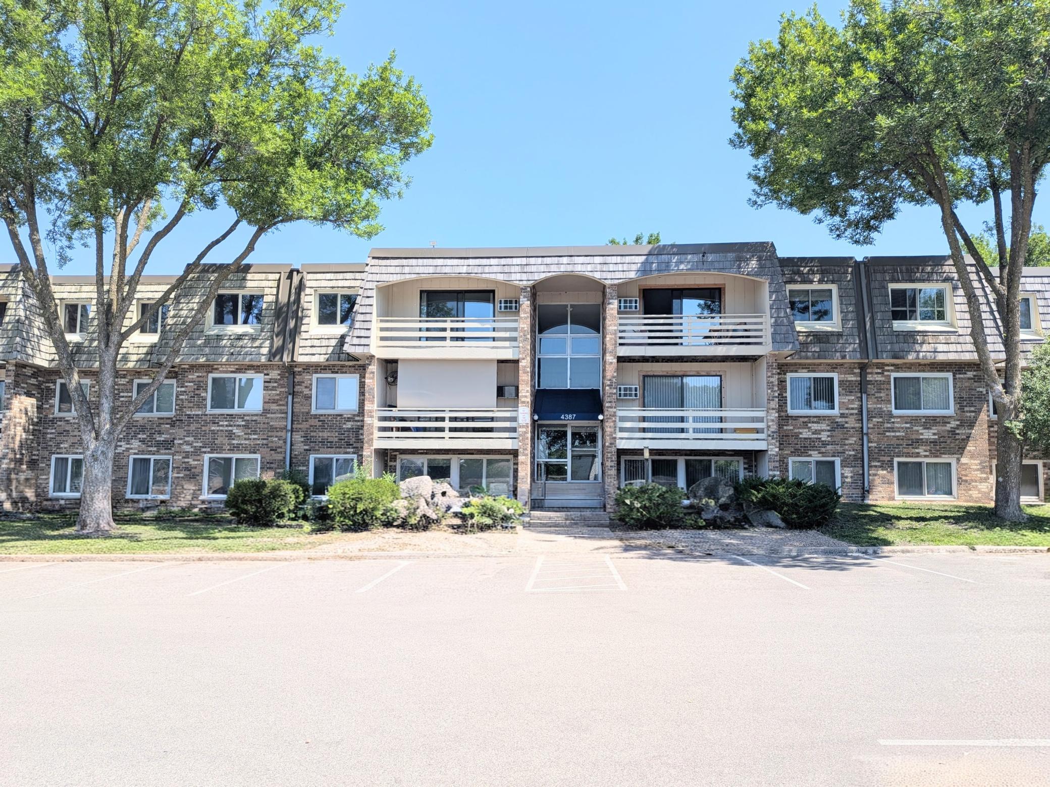 View of Residential at 4387 Wilshire Boulevard #106, Mound MN 55364, Mound (3 of 53) - Mike Wilen | Minnesota Team Real Estate