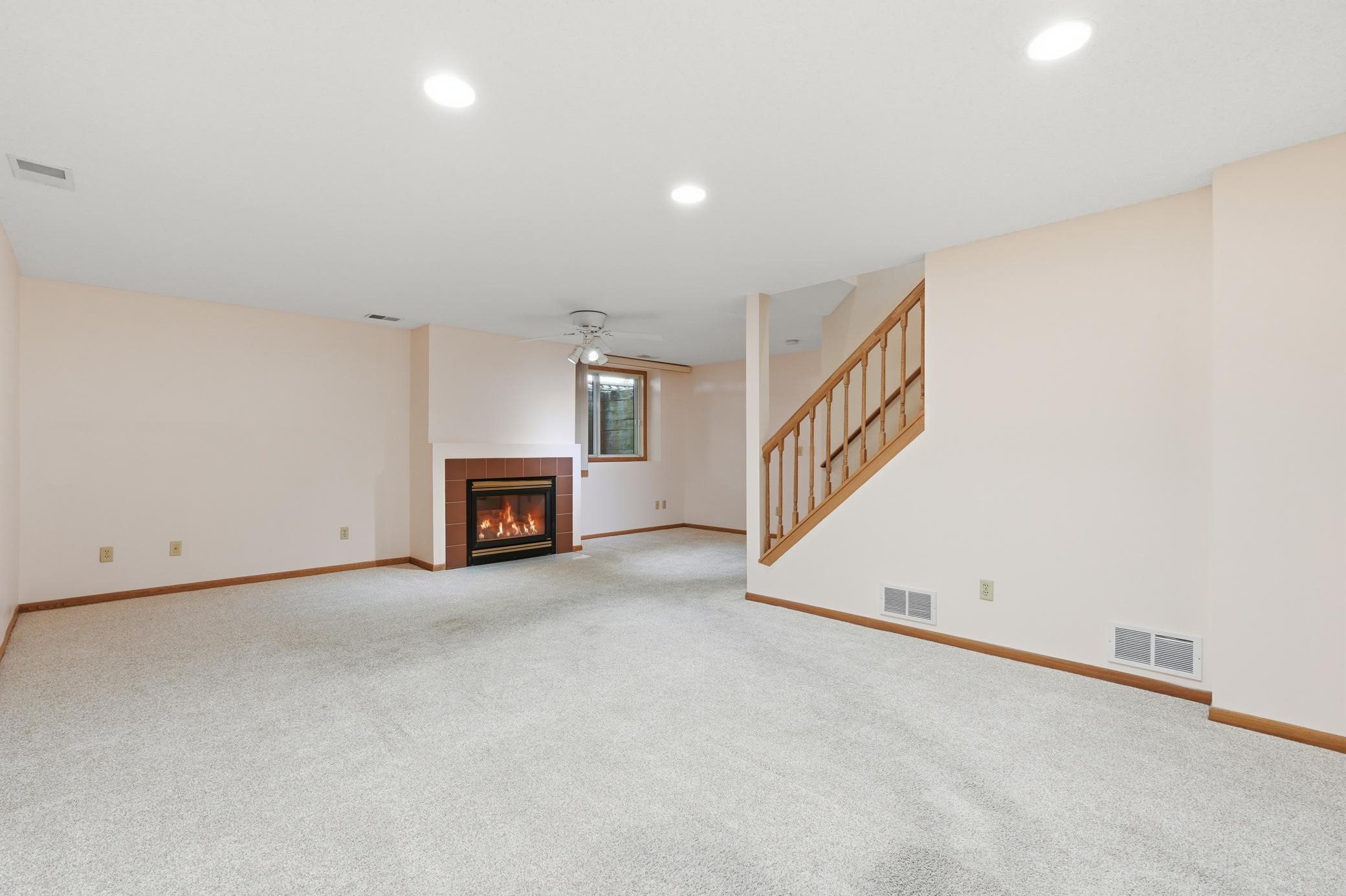 View of Residential at 14111 Essex Lane, Apple Valley MN 55124, Apple Valley (14 of 26) - Mike Wilen | Minnesota Team Real Estate