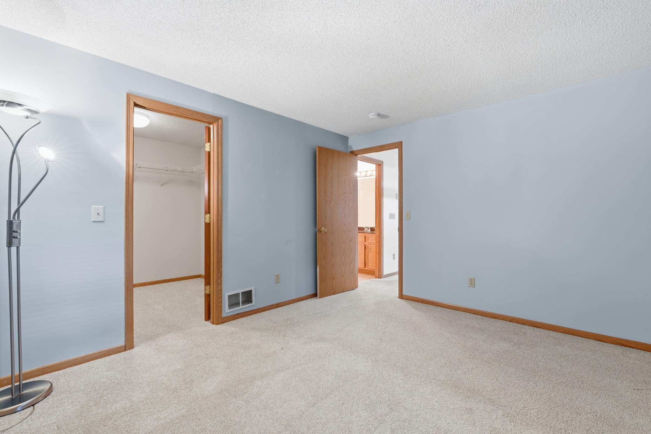 View of Residential at 14111 Essex Lane, Apple Valley MN 55124, Apple Valley (17 of 26) - Mike Wilen | Minnesota Team Real Estate