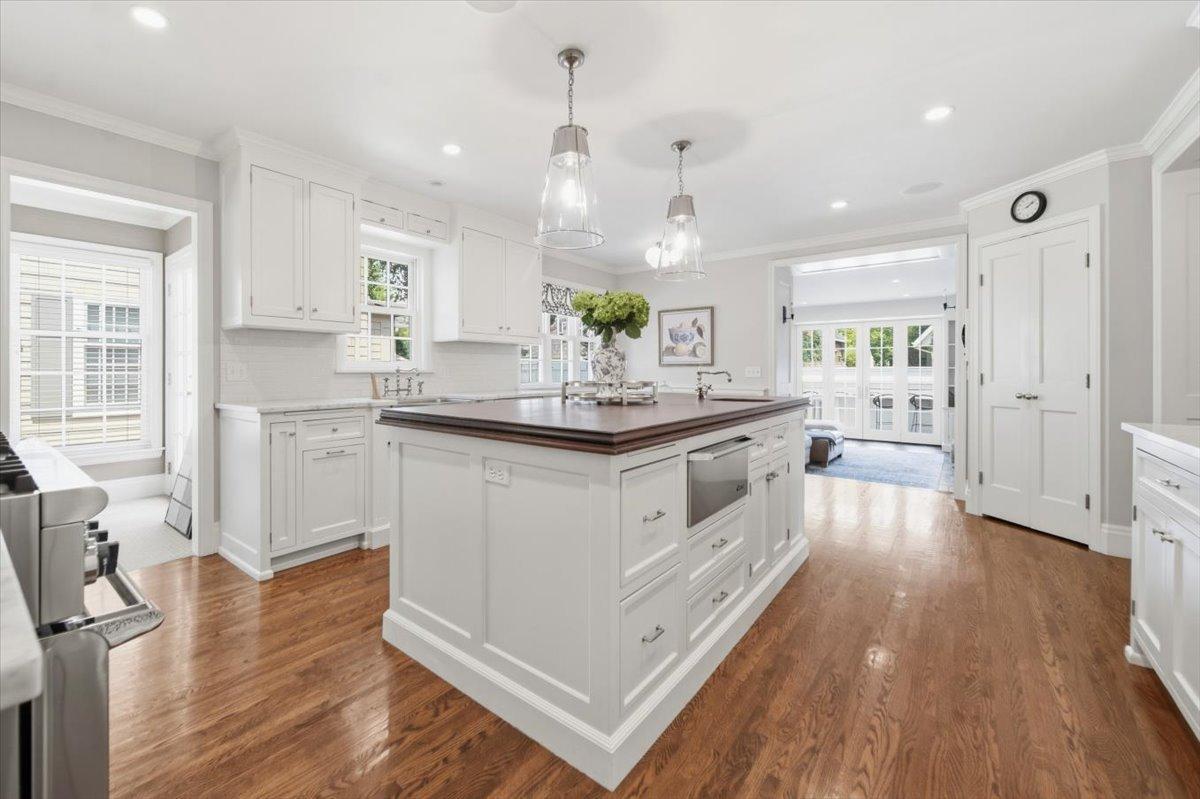 View of Residential at 5337 Wooddale Avenue, Edina MN 55424, Edina (11 of 53) - Mike Wilen | Minnesota Team Real Estate