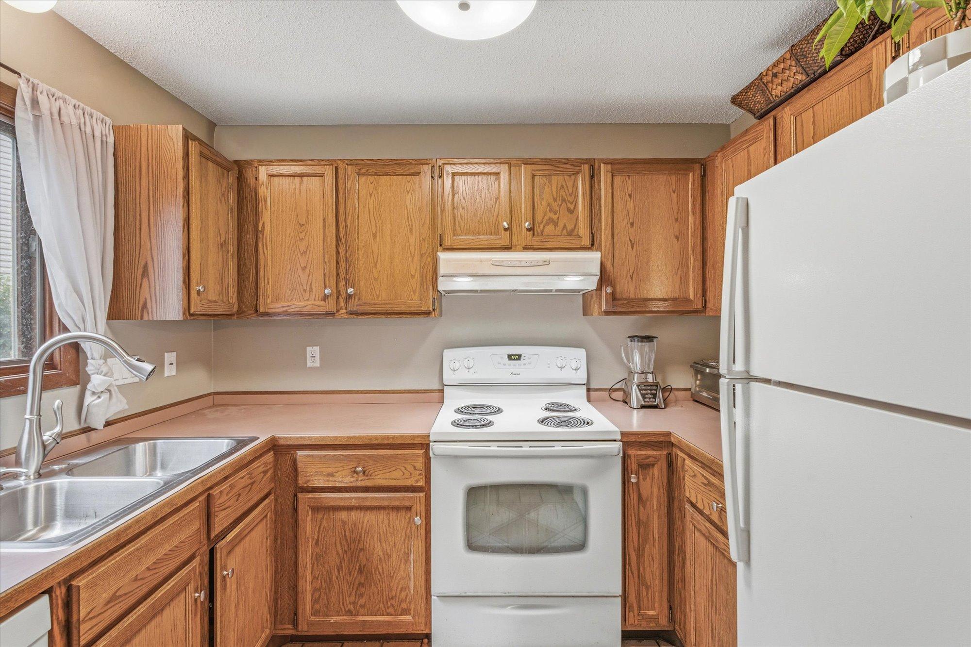 View of Residential at 5473 Brenner Pass, Fridley MN 55432, Fridley (10 of 31) - Mike Wilen | Minnesota Team Real Estate