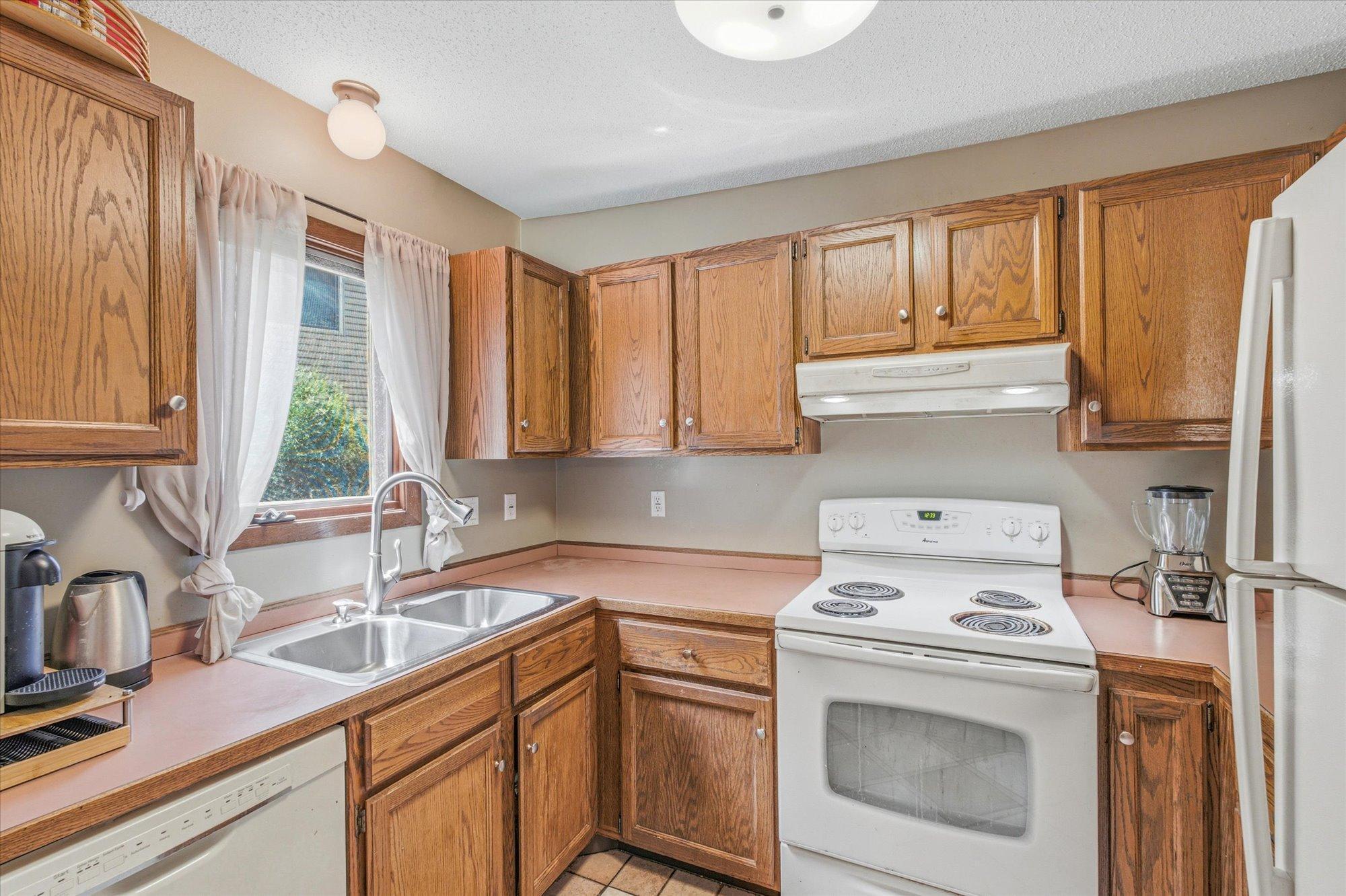 View of Residential at 5473 Brenner Pass, Fridley MN 55432, Fridley (9 of 31) - Mike Wilen | Minnesota Team Real Estate