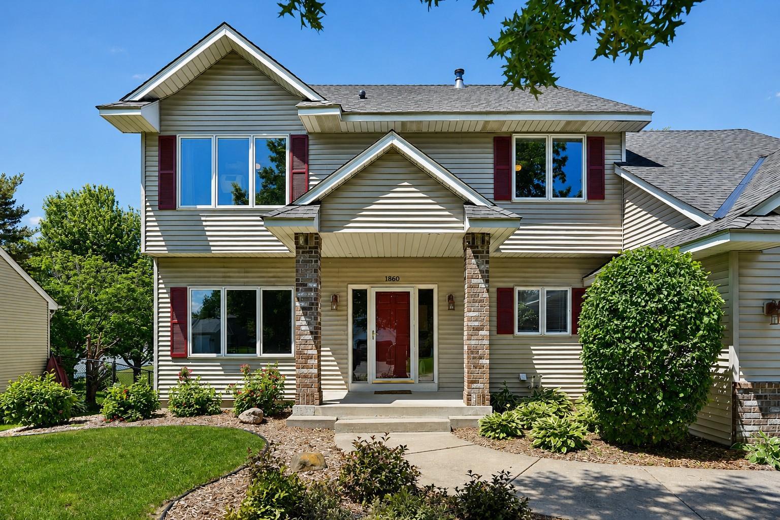 View of Residential at 1860 Spinaker Drive, Woodbury MN 55125, Woodbury (34 of 42) - Mike Wilen | Minnesota Team Real Estate