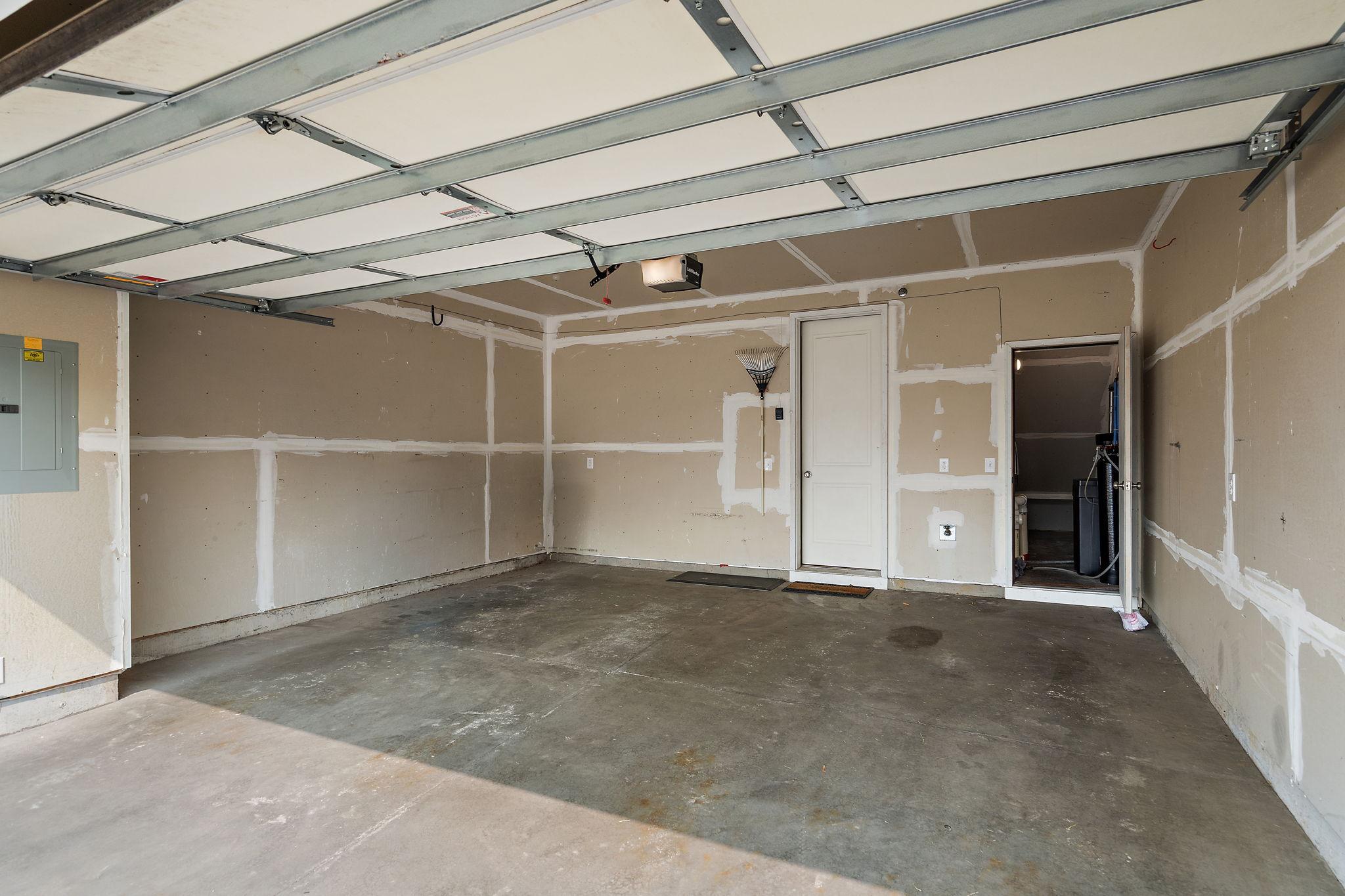 View of Residential at 11891 84th Avenue, Maple Grove MN 55369, Maple Grove (31 of 33) - Mike Wilen | Minnesota Team Real Estate