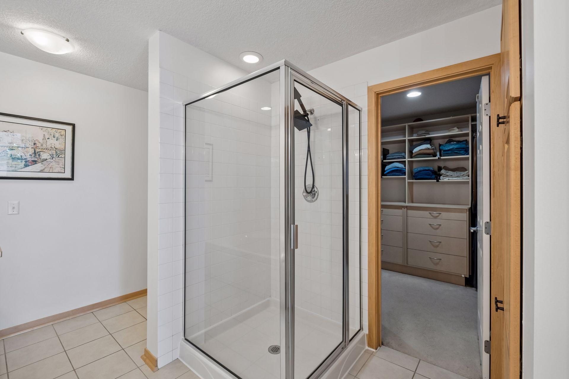 View of Residential at 2313 River Pointe Circle, Minneapolis MN 55411, Minneapolis (29 of 59) - Mike Wilen | Minnesota Team Real Estate