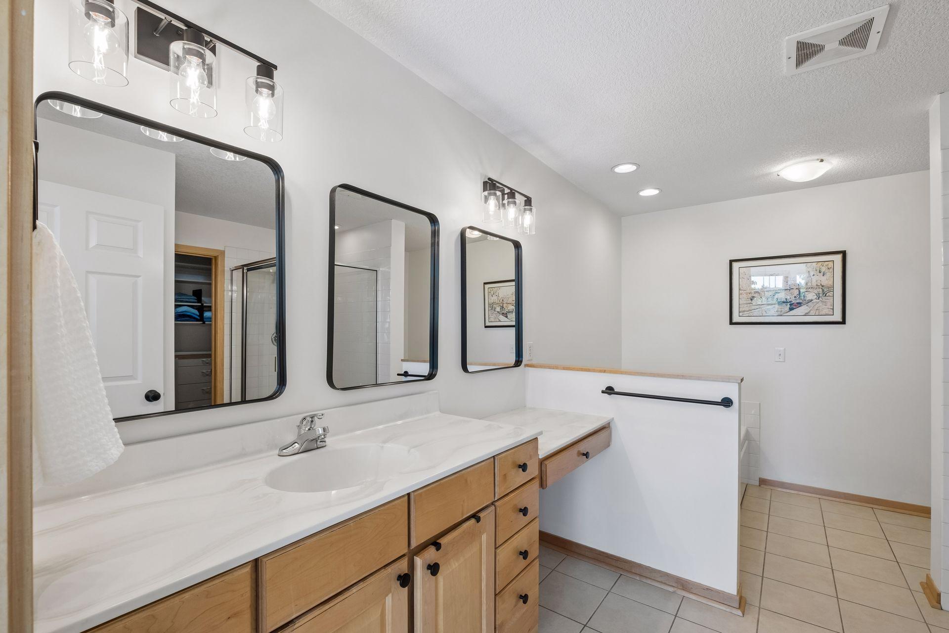 View of Residential at 2313 River Pointe Circle, Minneapolis MN 55411, Minneapolis (27 of 59) - Mike Wilen | Minnesota Team Real Estate