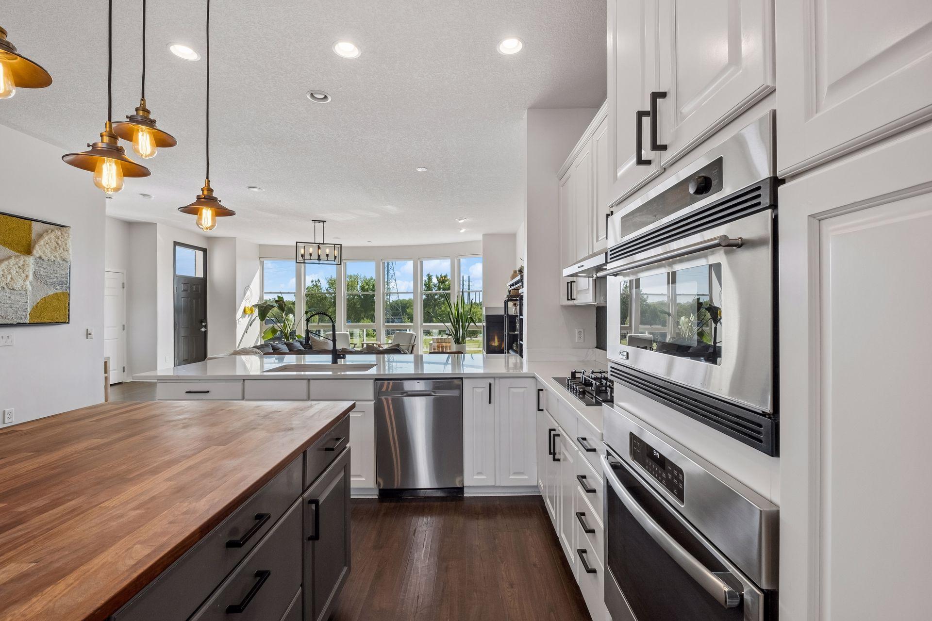 View of Residential at 2313 River Pointe Circle, Minneapolis MN 55411, Minneapolis (13 of 59) - Mike Wilen | Minnesota Team Real Estate