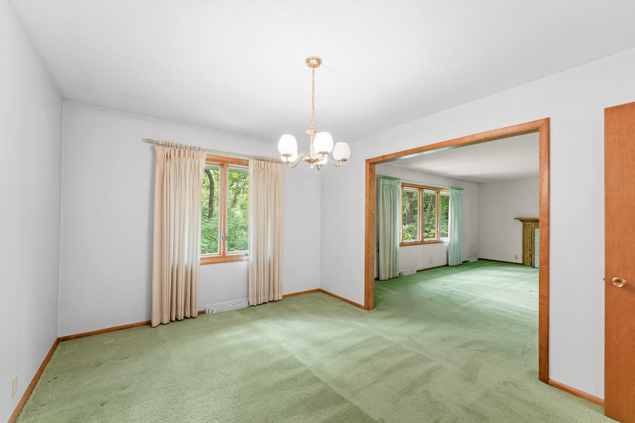 View of Residential at 4723 Forest Circle, Minnetonka MN 55345, Minnetonka (17 of 33) - Mike Wilen | Minnesota Team Real Estate