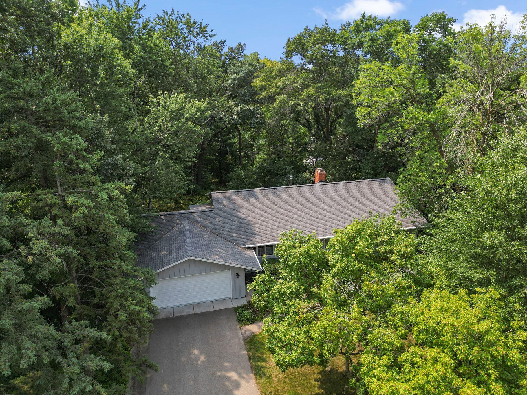 View of Residential at 4723 Forest Circle, Minnetonka MN 55345, Minnetonka (3 of 33) - Mike Wilen | Minnesota Team Real Estate